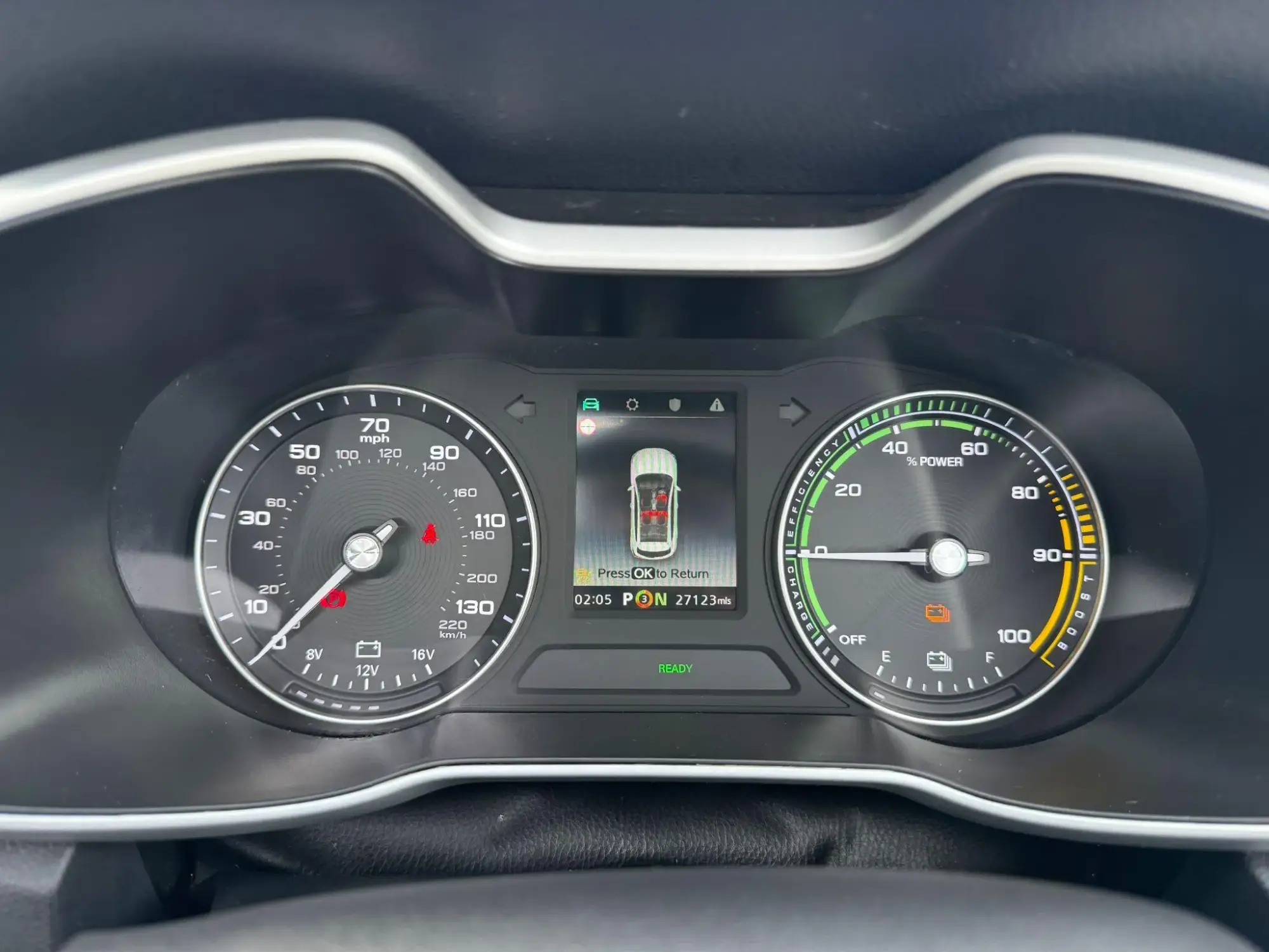 MG ZS EV Image 26