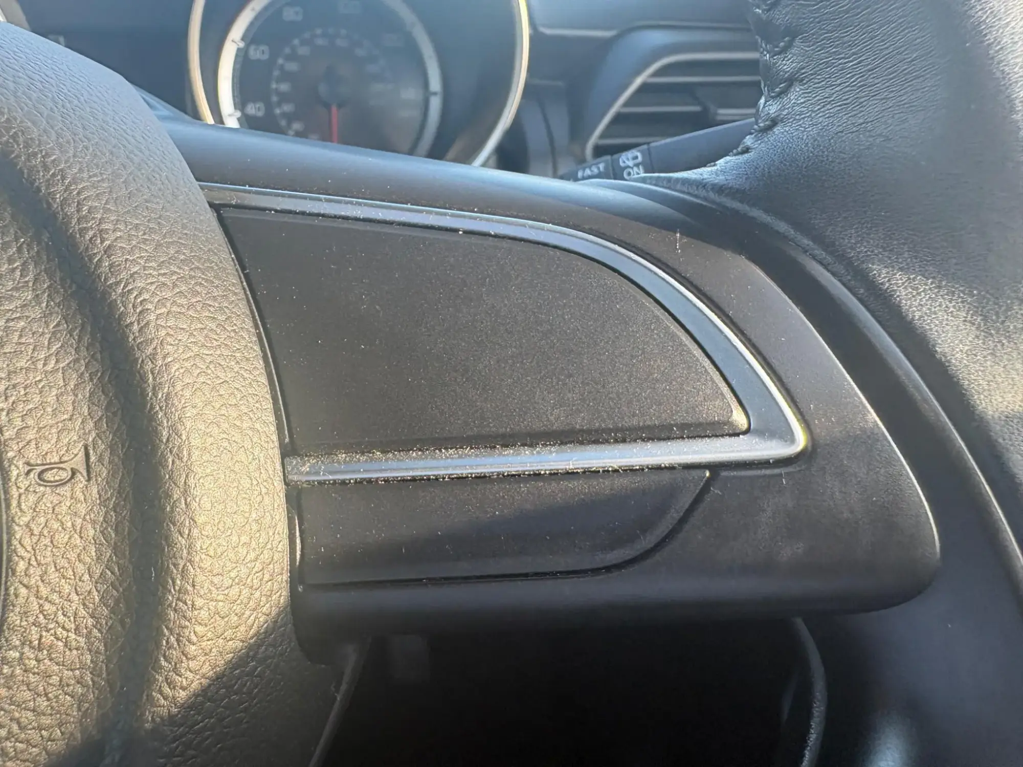 Suzuki Swift Image 12 Suzuki Swift Image 12