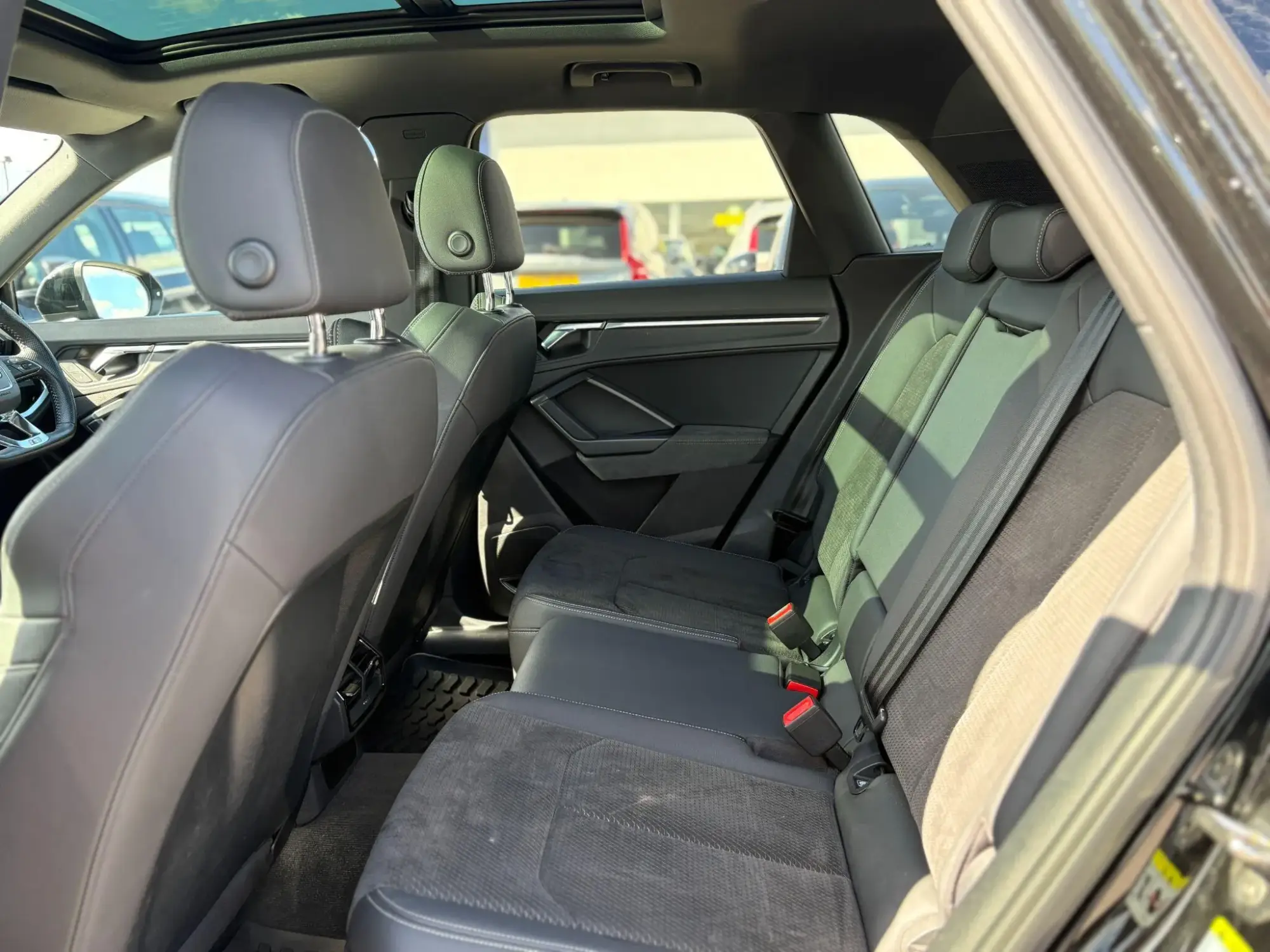 Audi Q3 Image 15
