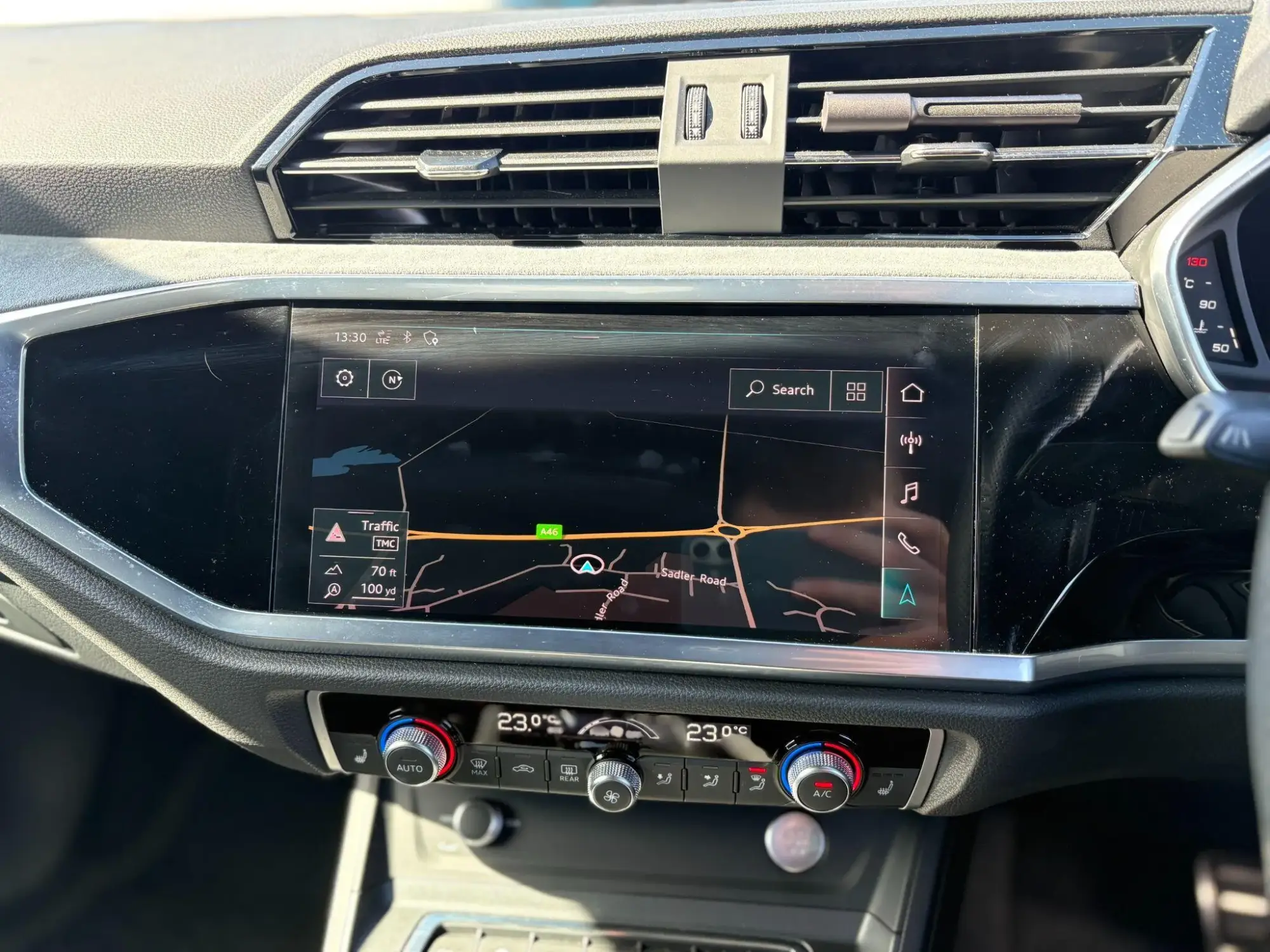 Audi Q3 Image 20