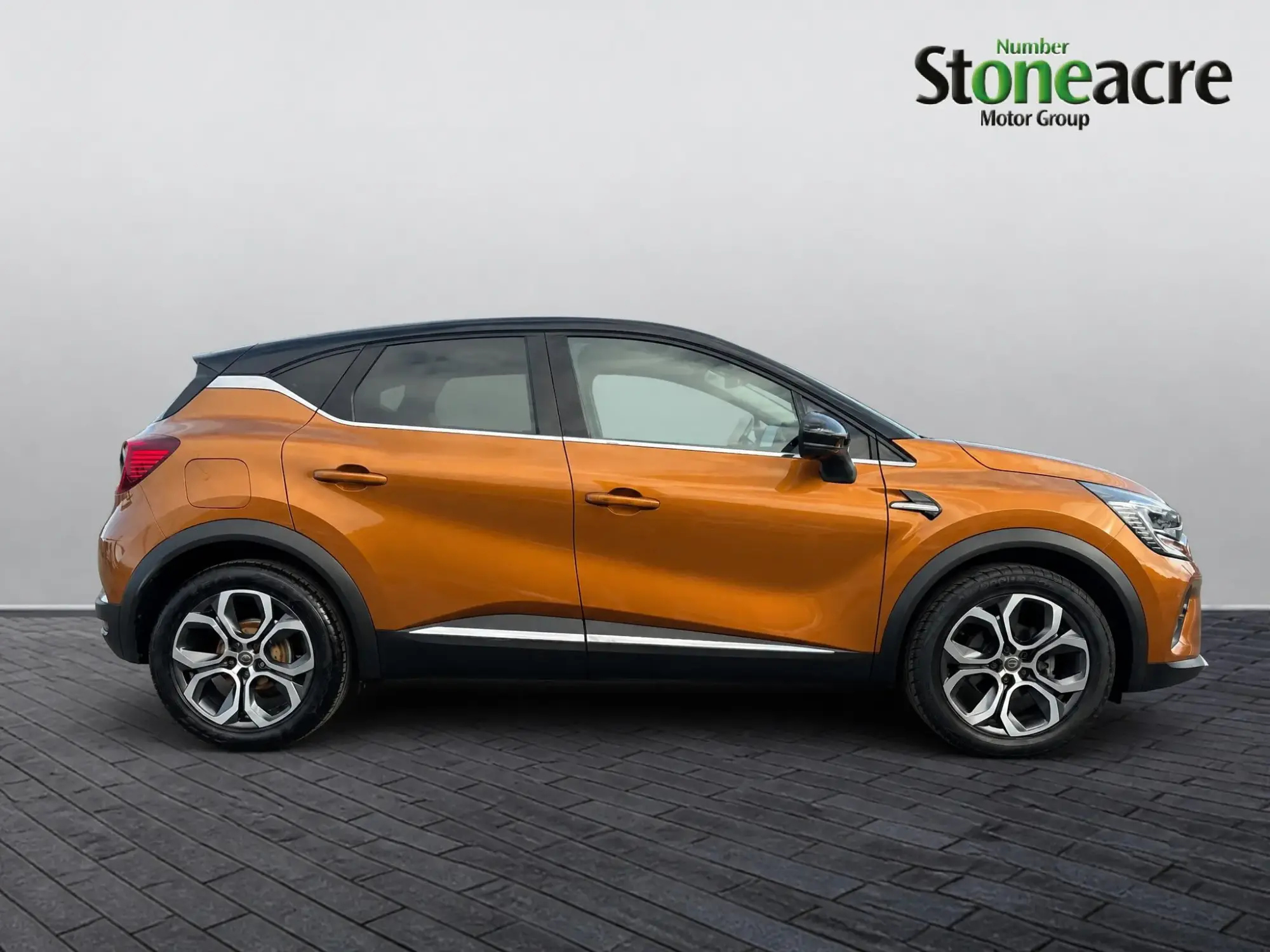 Renault Captur 1.0 TCE 100 S Edition 5dr YM69PPV Image 2 Renault Captur 1.0 TCE 100 S Edition 5dr YM69PPV Image 2