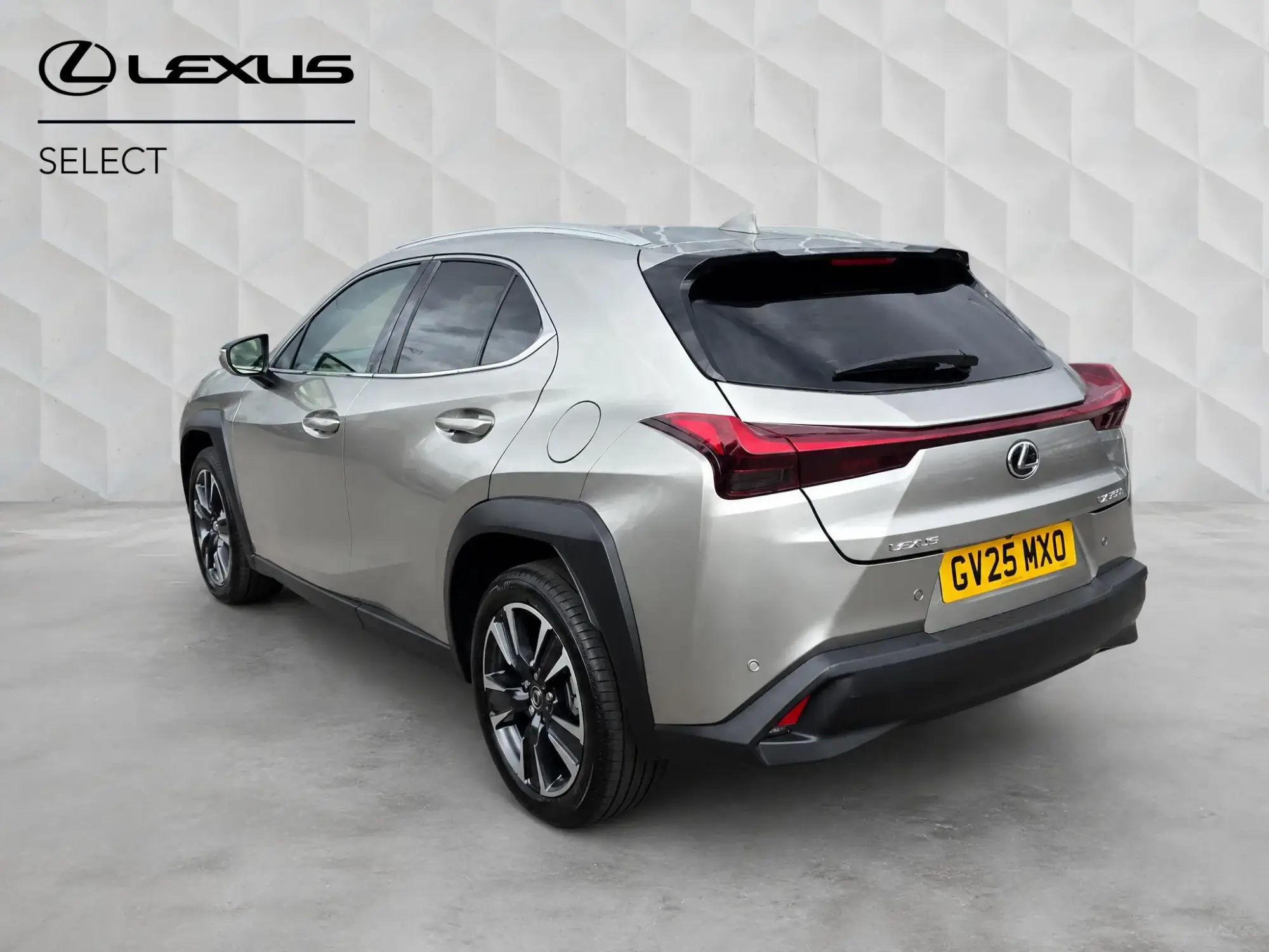 Lexus UX Self-Charging Hybrid Image 5 Lexus UX Self-Charging Hybrid Image 5