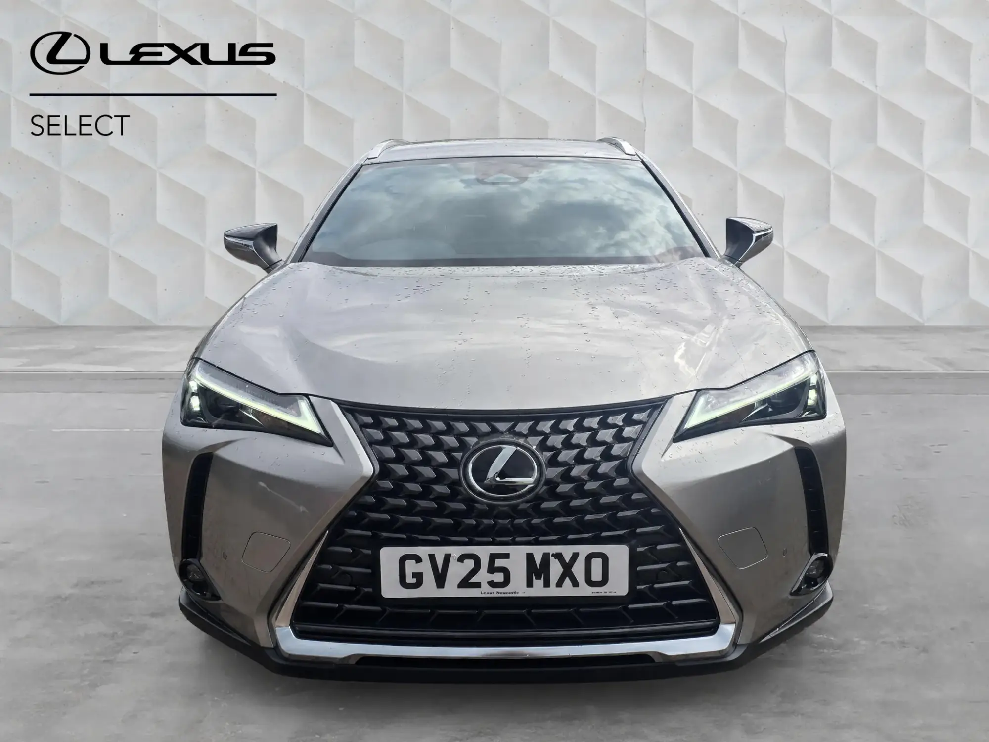 Lexus UX Self-Charging Hybrid Image 8 Lexus UX Self-Charging Hybrid Image 8