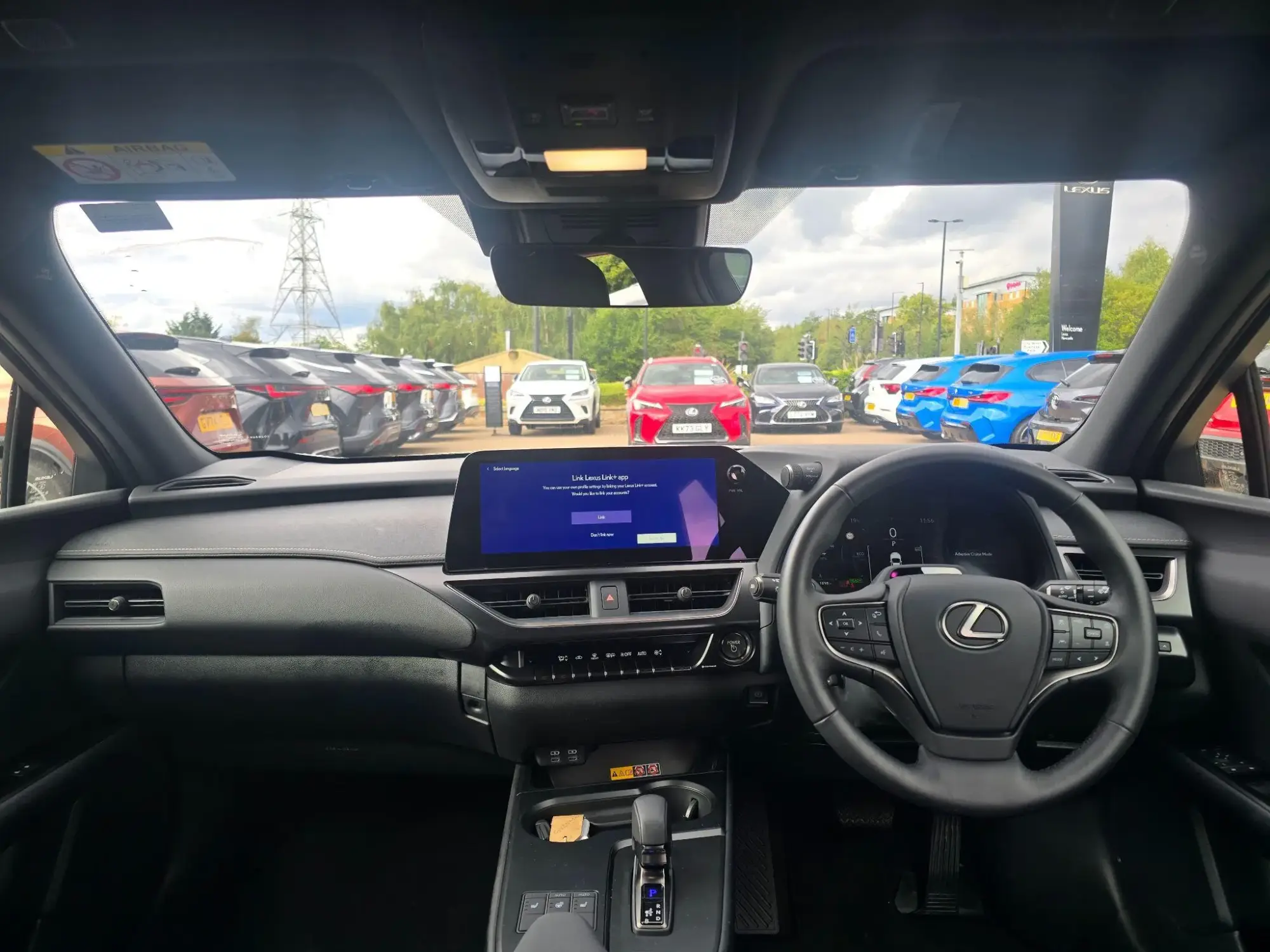 Lexus UX Self-Charging Hybrid Image 14 Lexus UX Self-Charging Hybrid Image 14
