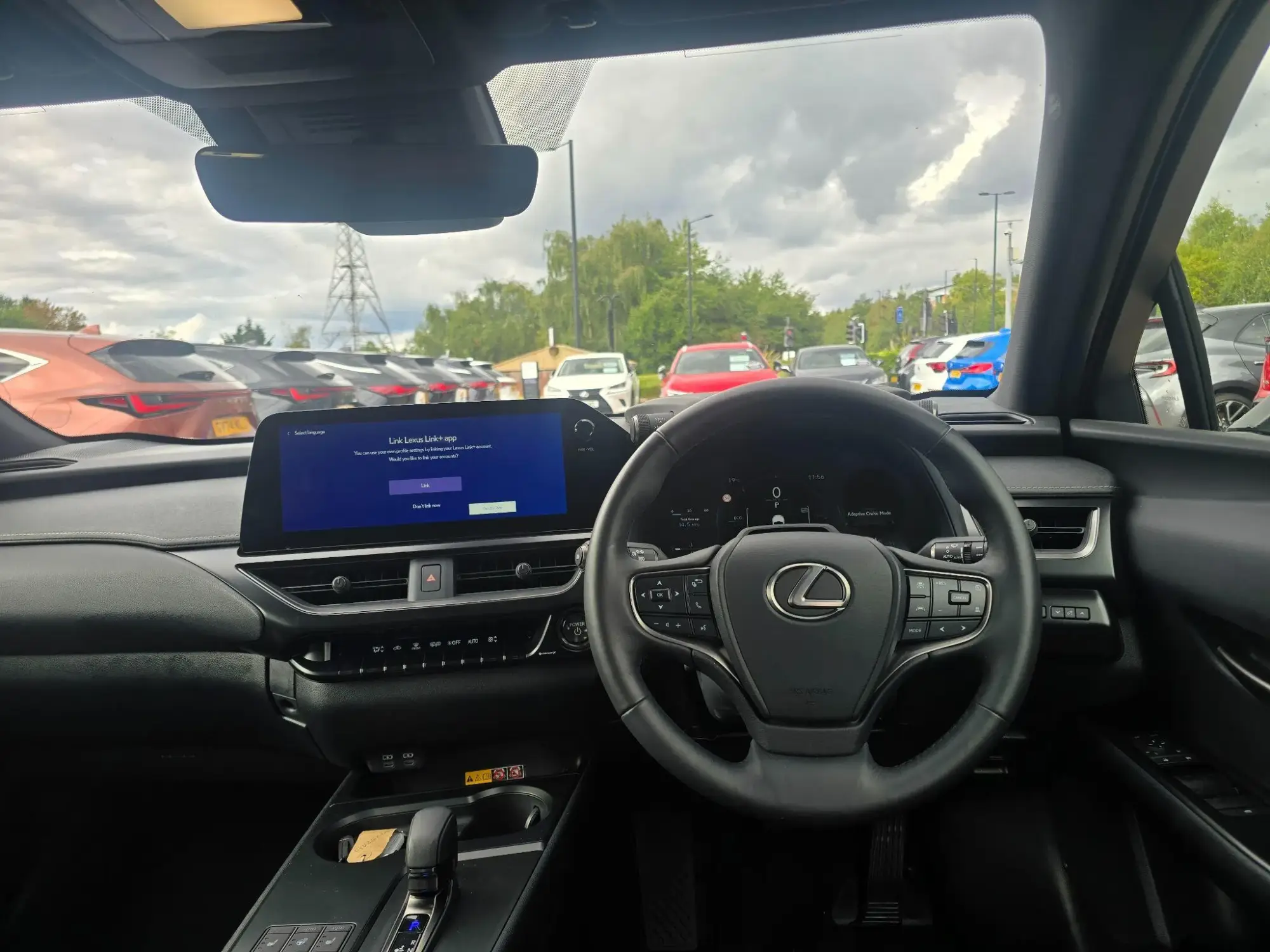 Lexus UX Self-Charging Hybrid Image 15 Lexus UX Self-Charging Hybrid Image 15