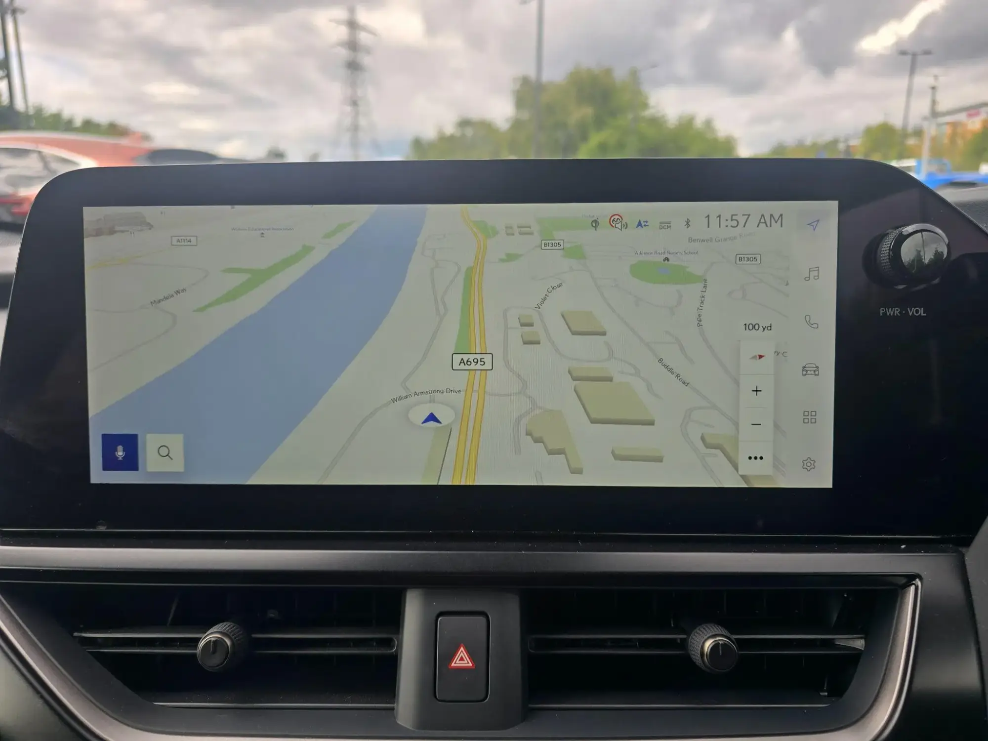 Lexus UX Self-Charging Hybrid Image 17 Lexus UX Self-Charging Hybrid Image 17