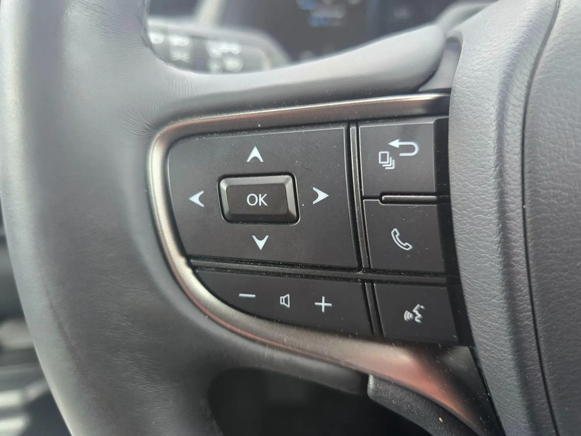 Lexus UX Self-Charging Hybrid Image 24 Lexus UX Self-Charging Hybrid Image 24