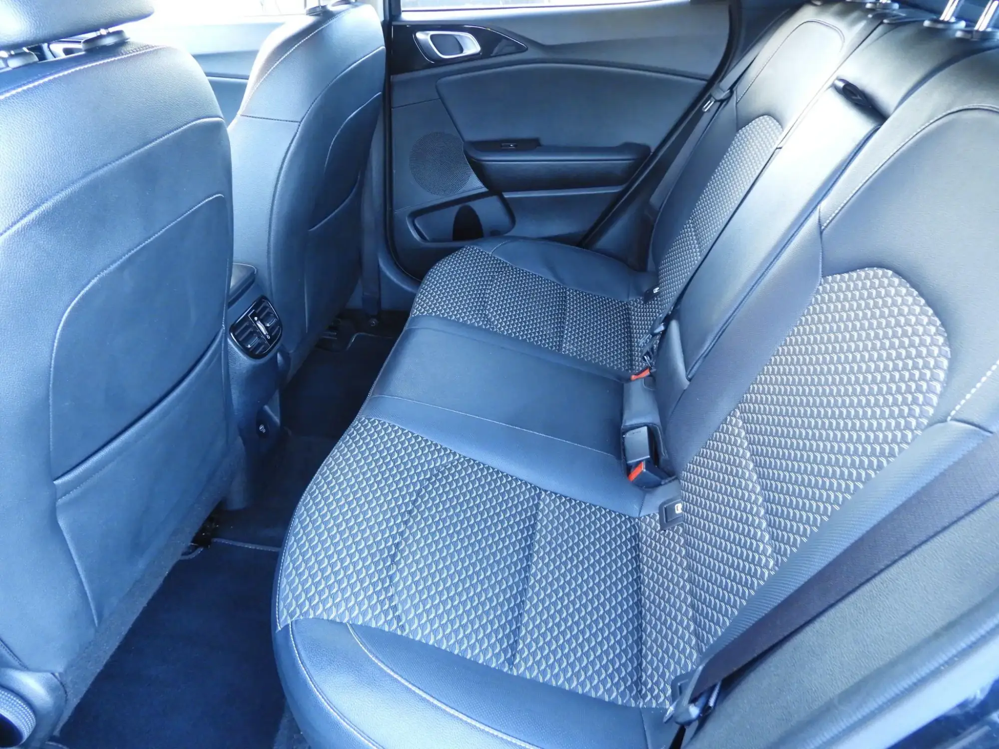Kia XCeed Image 18 Kia XCeed Image 18