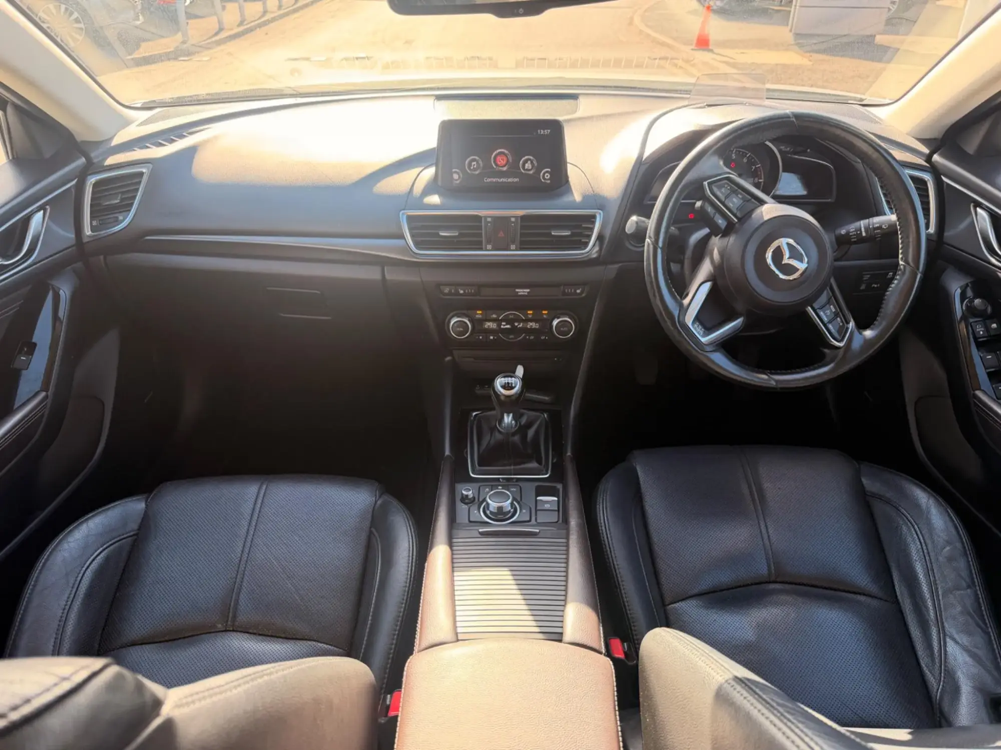 Mazda3 Image 8 Mazda3 Image 8