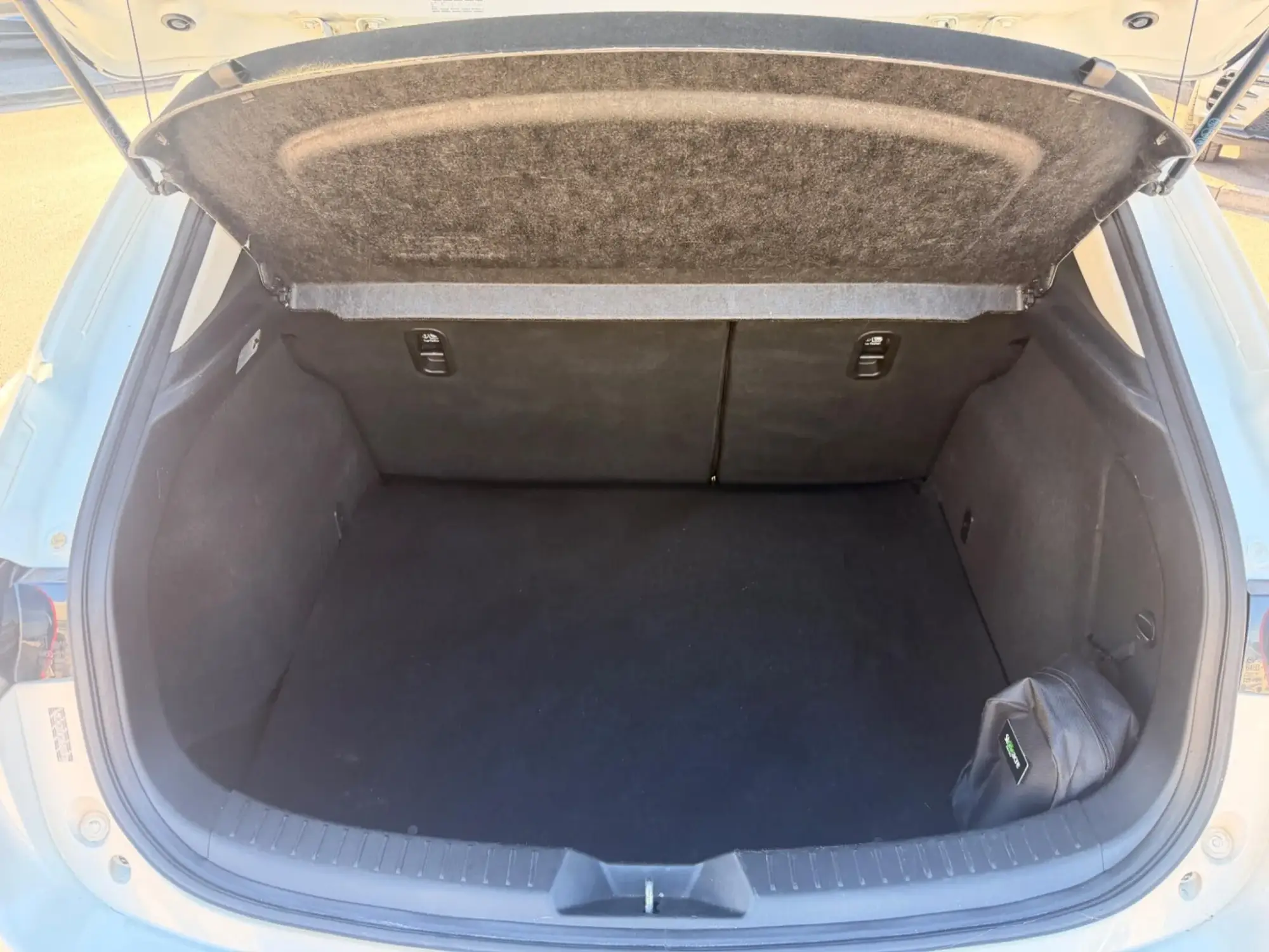 Mazda3 Image 17 Mazda3 Image 17