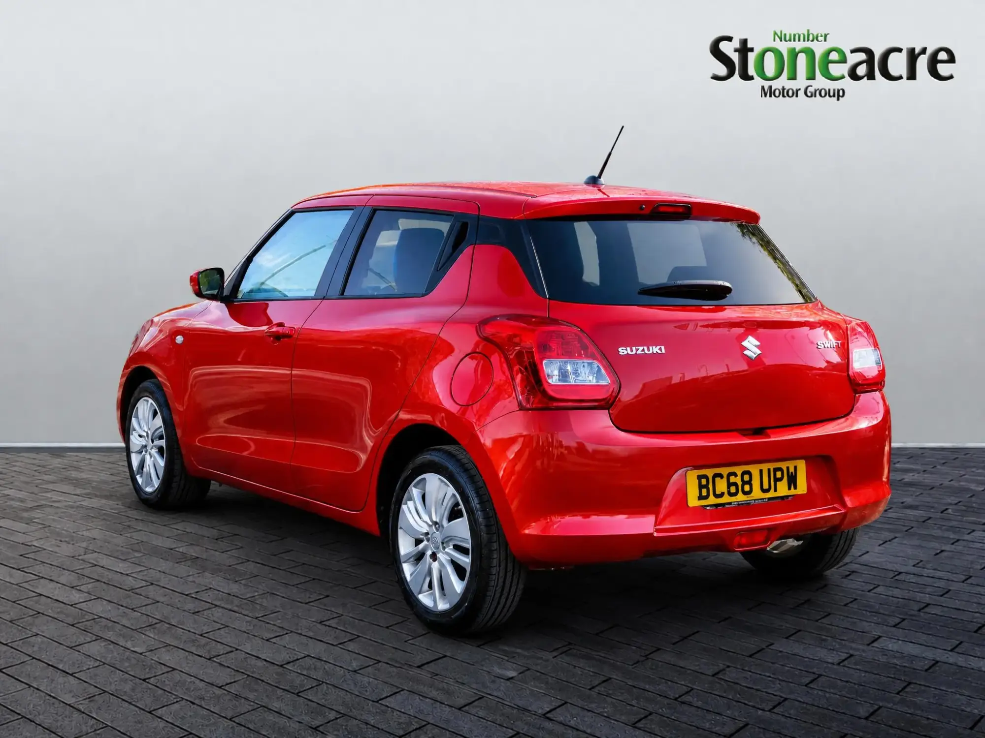 Suzuki Swift Image 5 Suzuki Swift Image 5