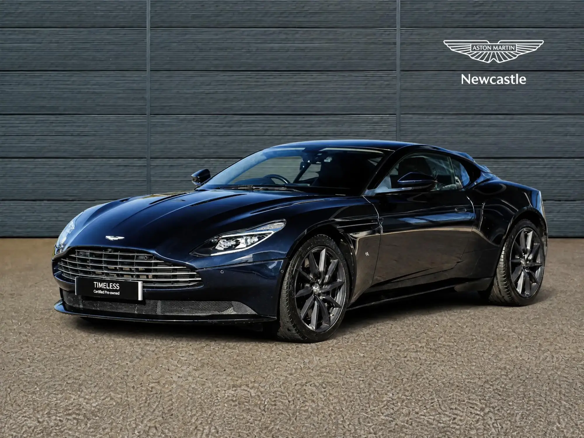 Aston Martin DB11 Image 3 Aston Martin DB11 Image 3