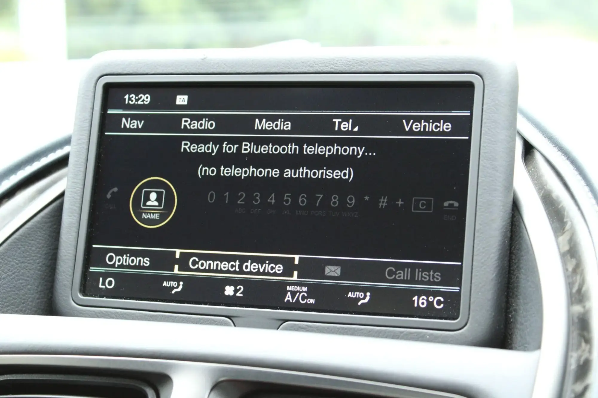 Aston Martin DB11 Image 21 Aston Martin DB11 Image 21