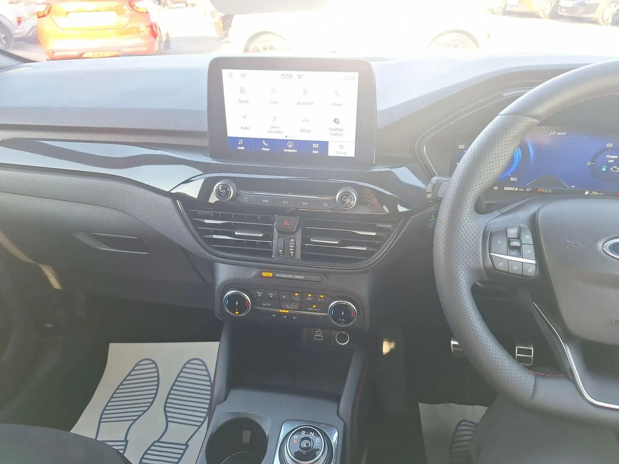 Ford Kuga Hybrid Image 11 Ford Kuga Hybrid Image 11