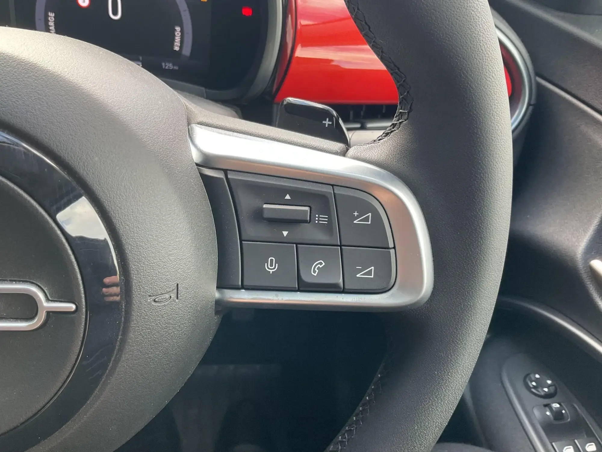 Fiat 600 Petrol Image 16