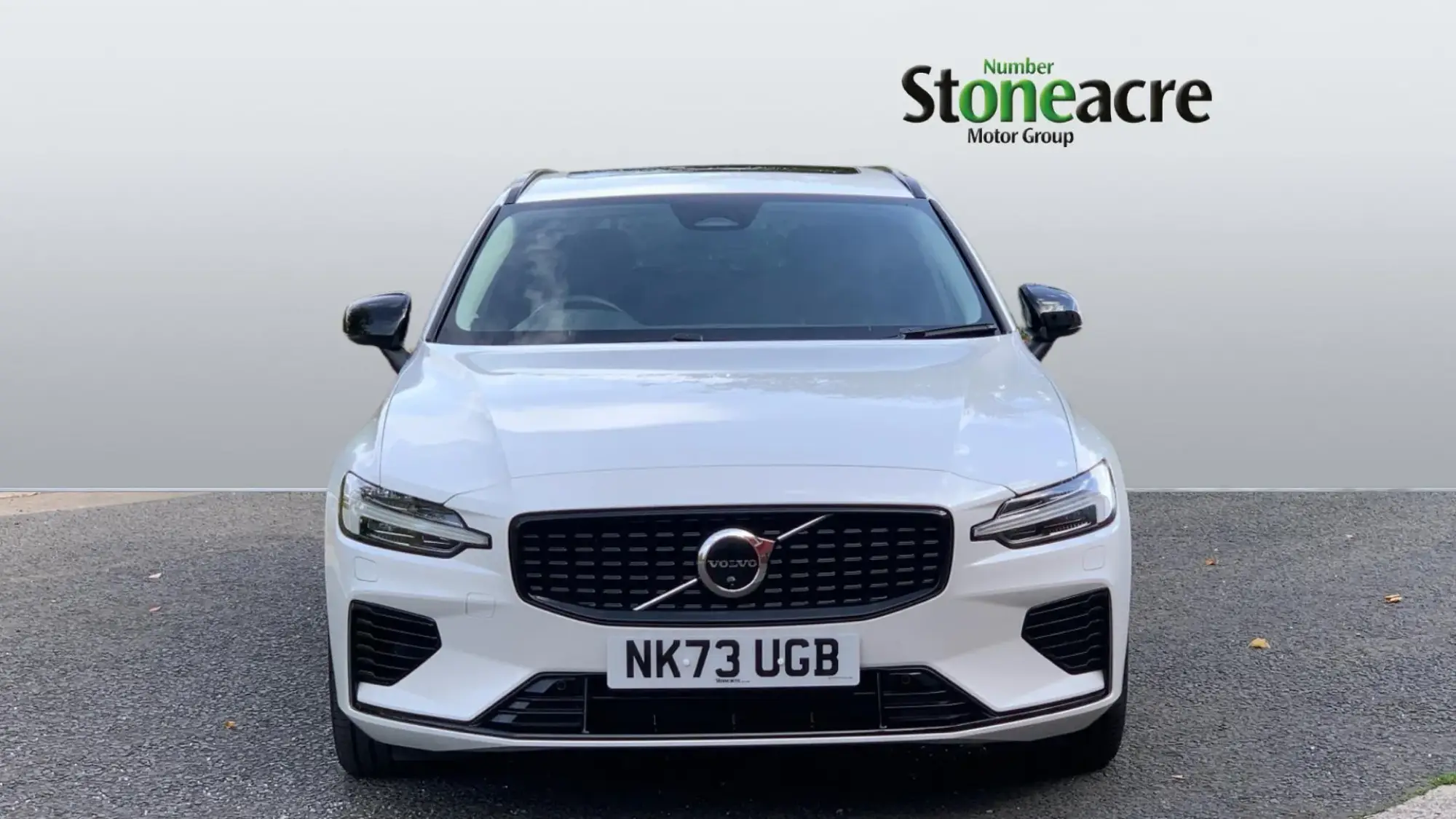 Volvo V60 Image 8 Volvo V60 Image 8