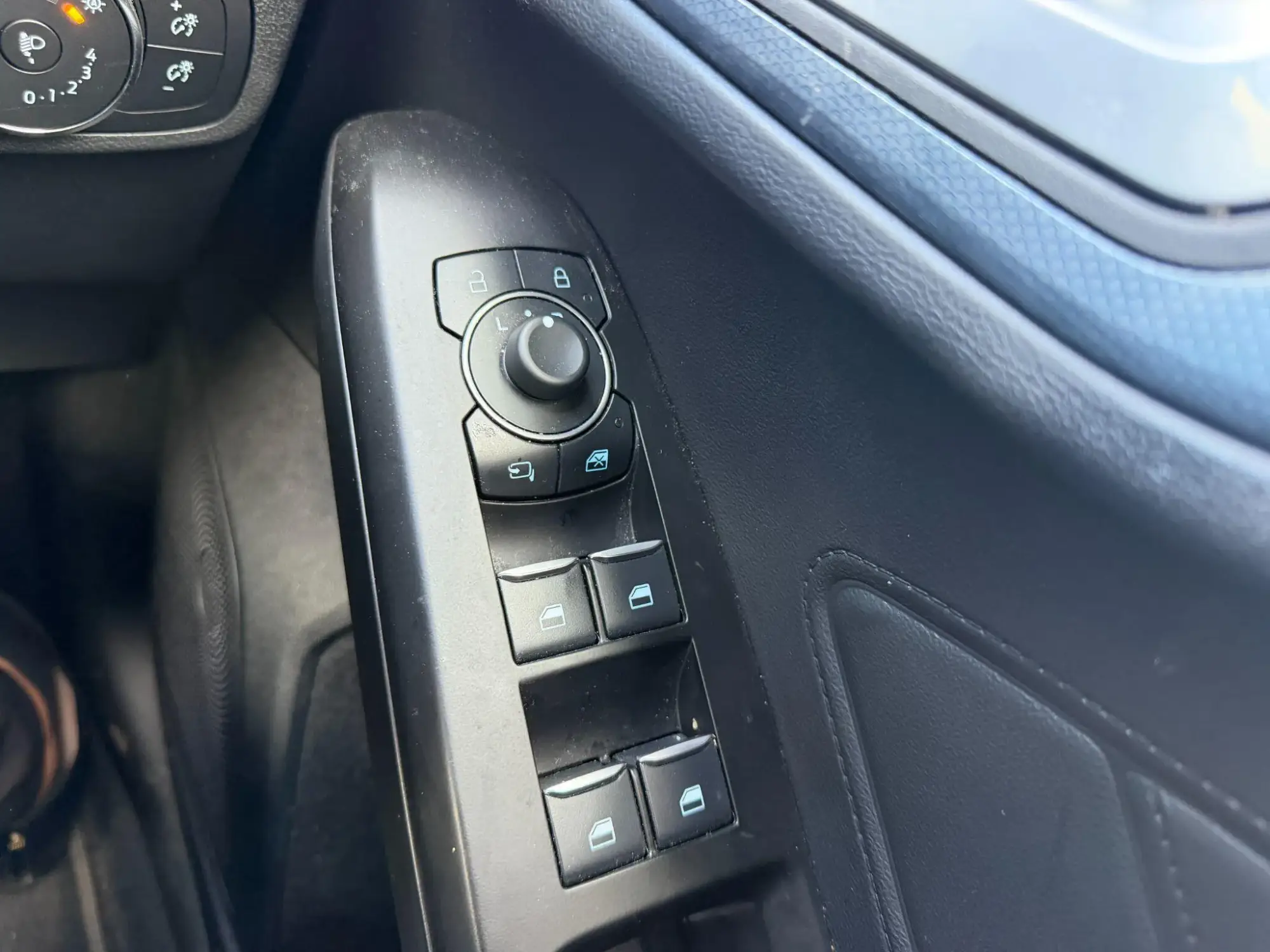Ford Focus Image 15 Ford Focus Image 15
