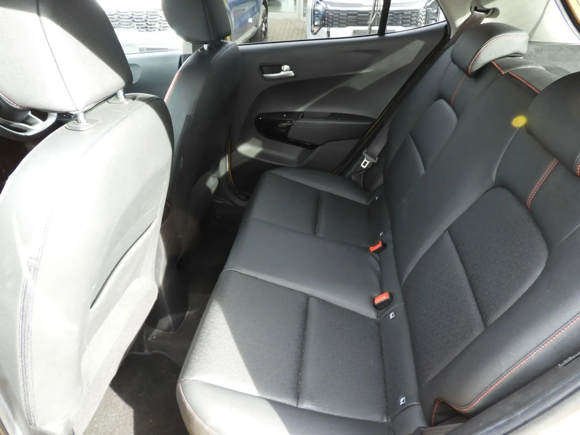 Kia Picanto Image 15 Kia Picanto Image 15