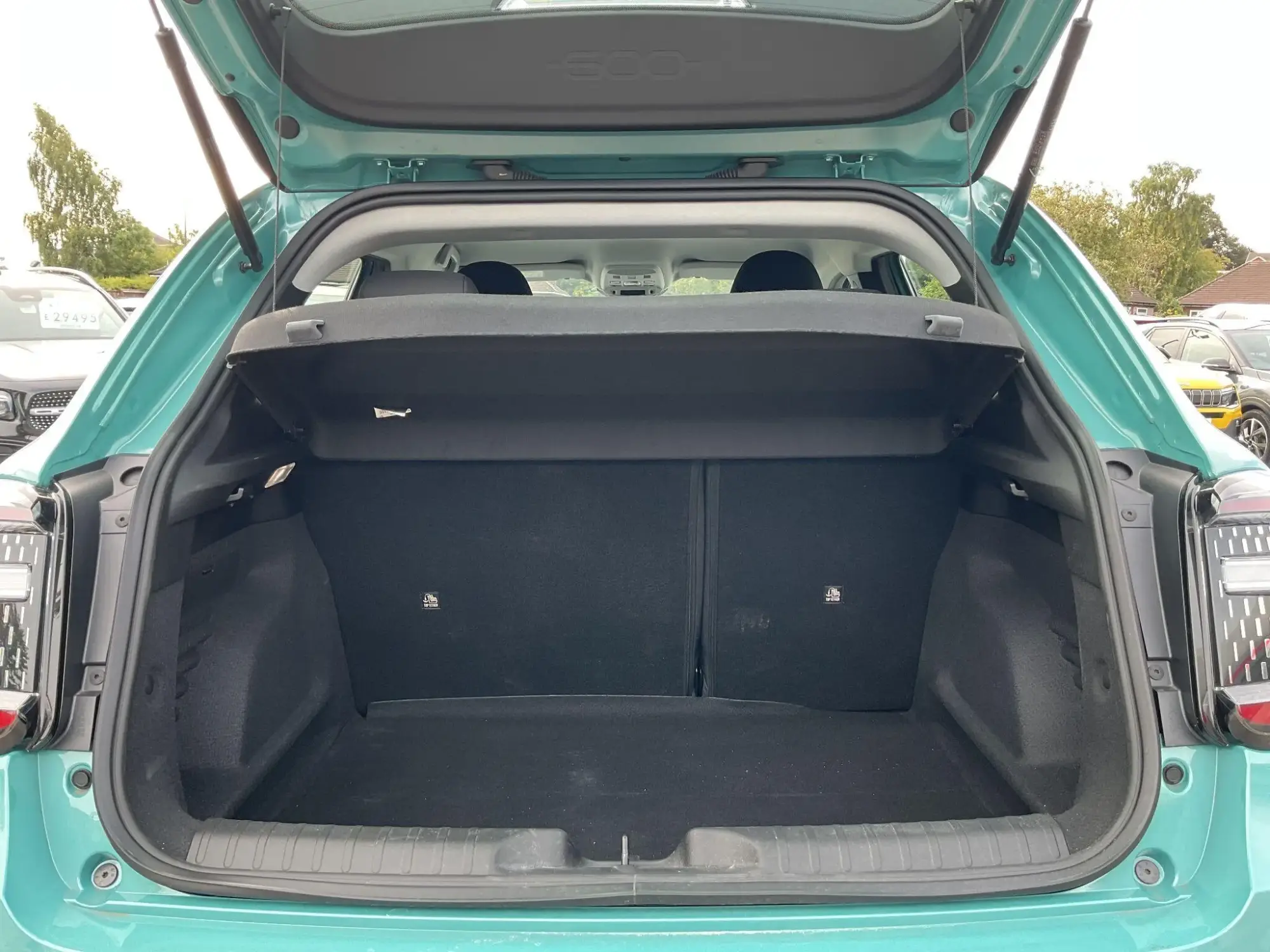 Fiat 600 Petrol Image 9