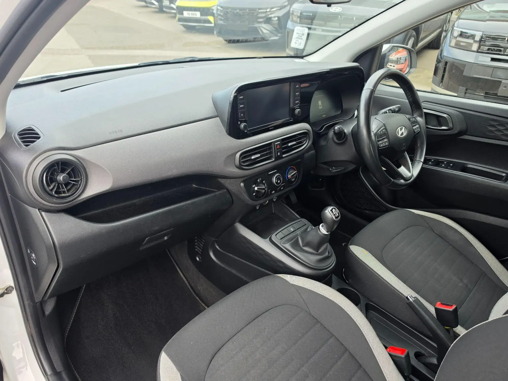 Hyundai i10 Image 9 Hyundai i10 Image 9