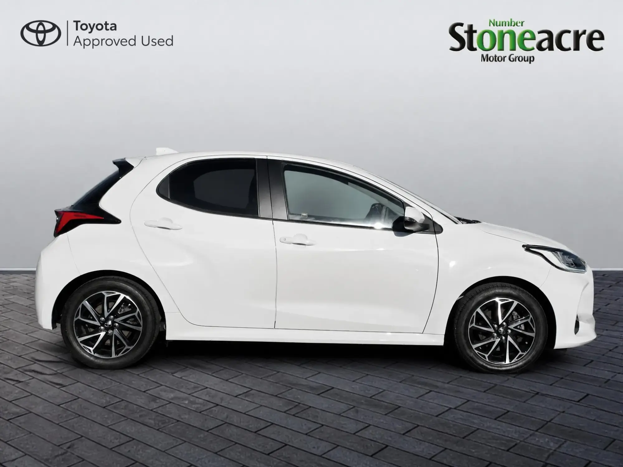 Toyota Yaris Hybrid Image 15 Toyota Yaris Hybrid Image 15