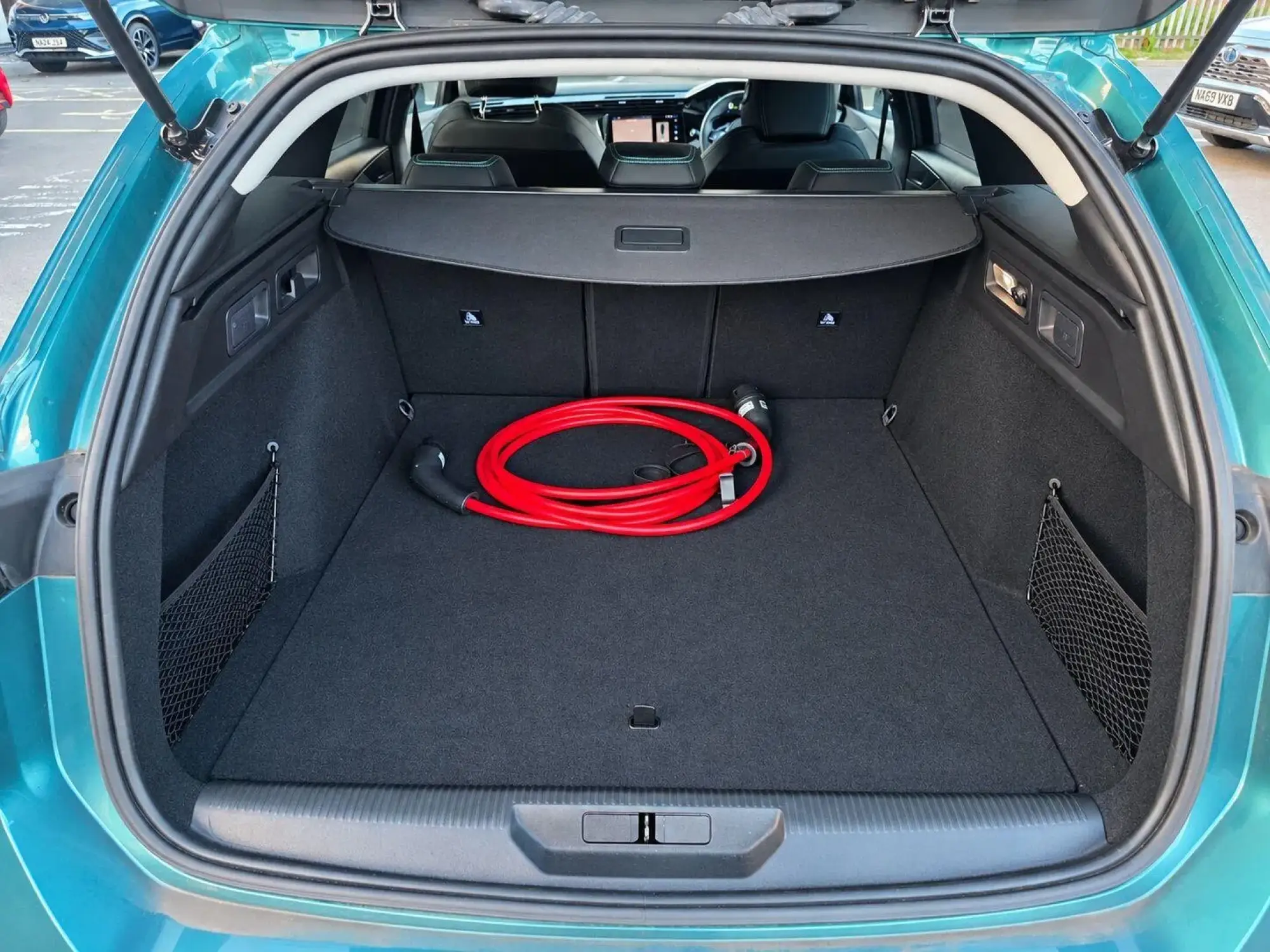 Peugeot E-308 SW Image 14