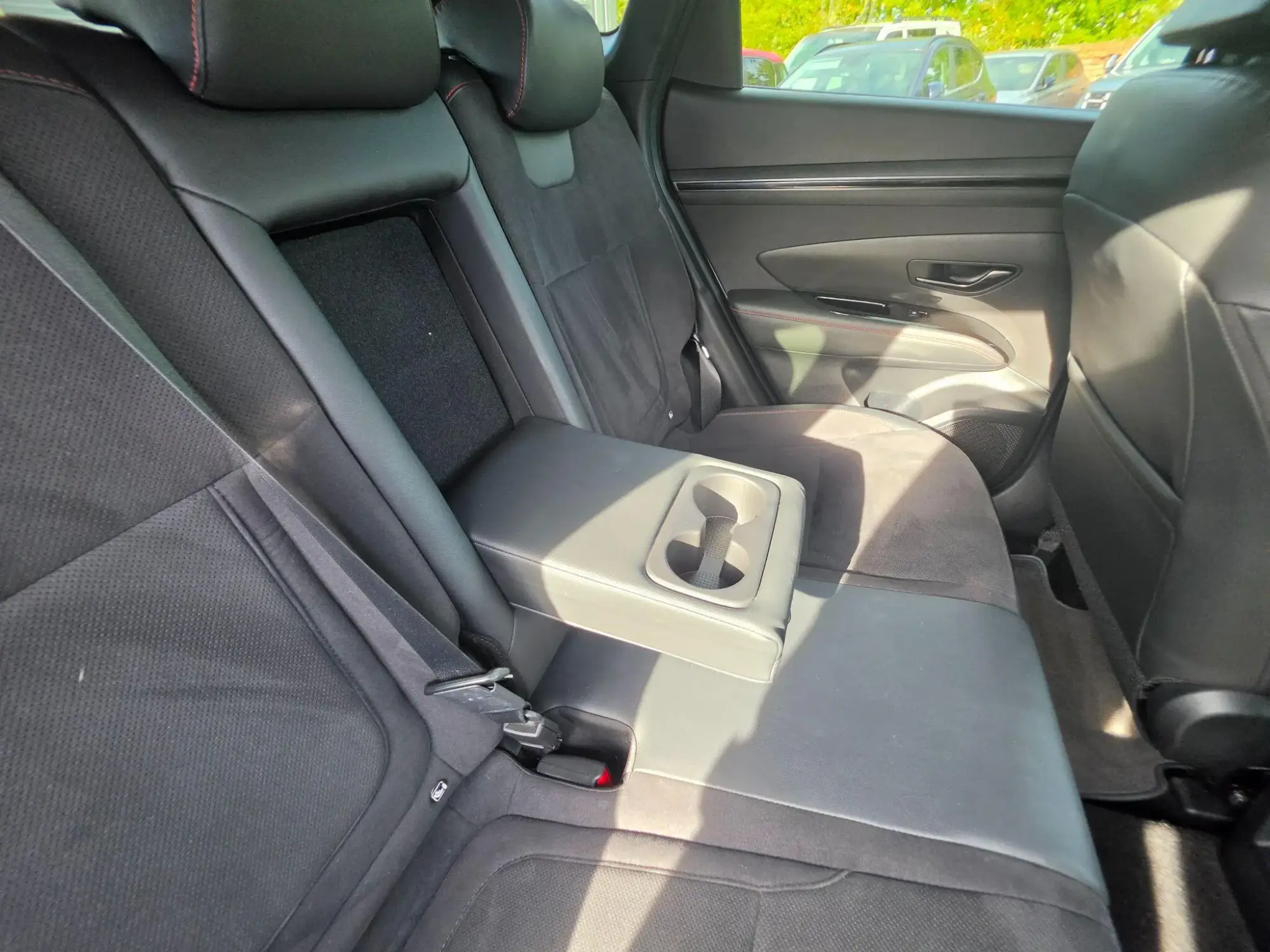 Hyundai TUCSON Hybrid Image 13 Hyundai TUCSON Hybrid Image 13