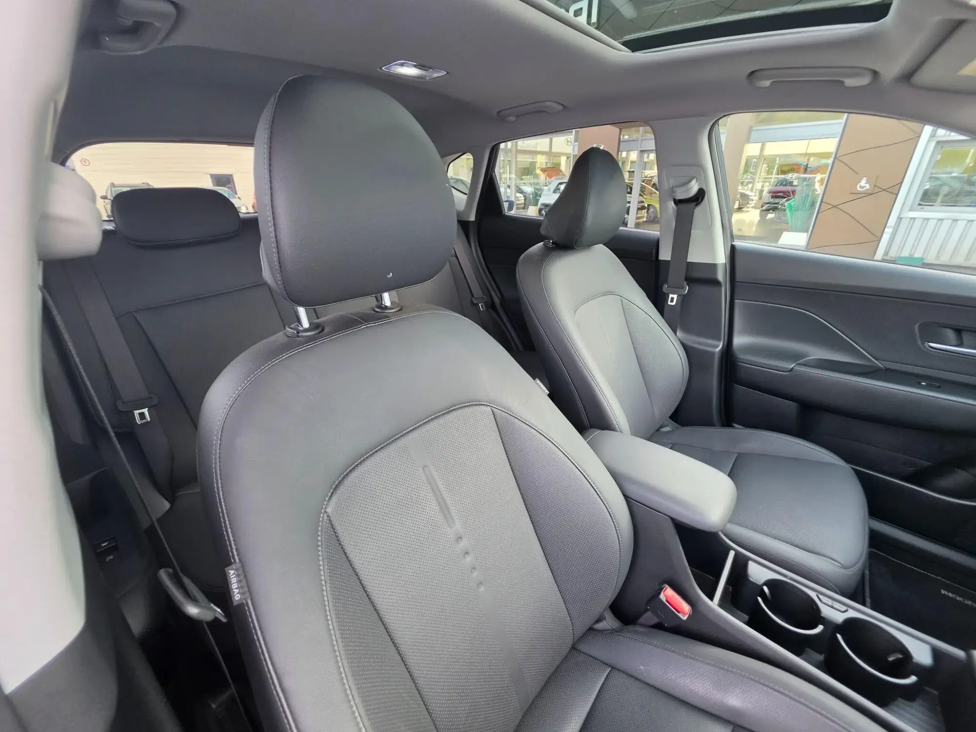 Hyundai KONA Image 11 Hyundai KONA Image 11