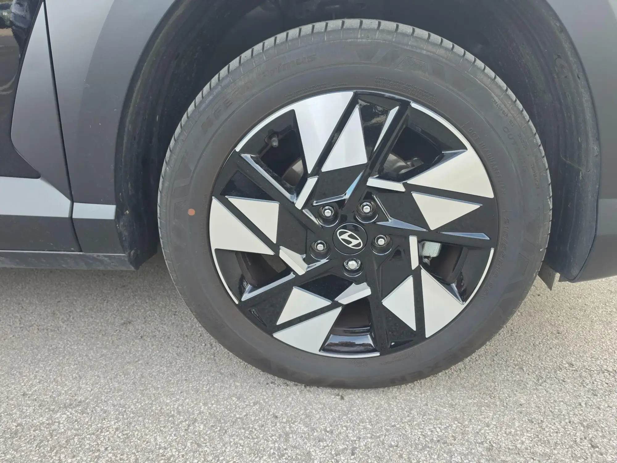 Hyundai KONA Image 28 Hyundai KONA Image 28