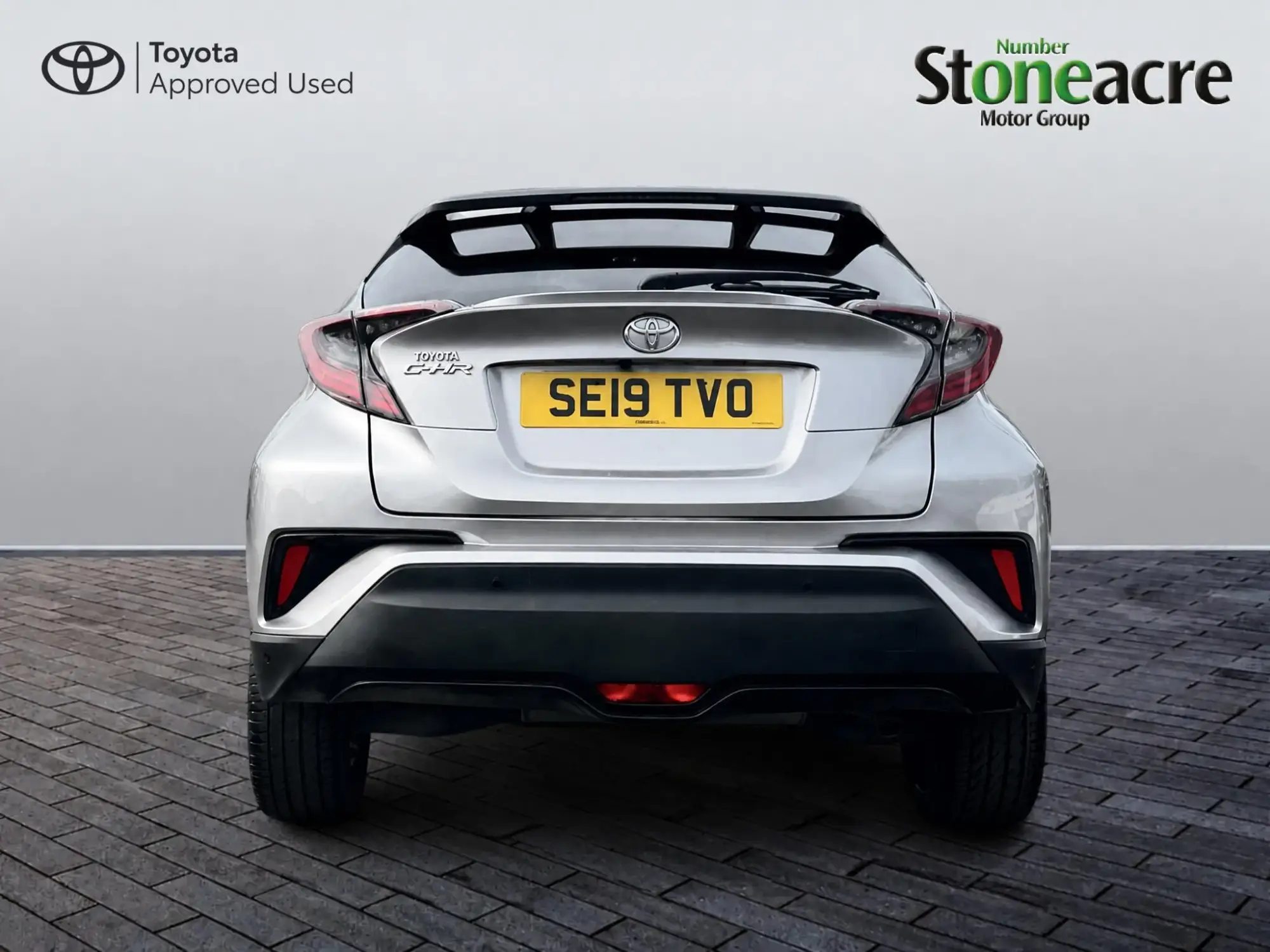 Toyota C-HR Image 4 Toyota C-HR Image 4