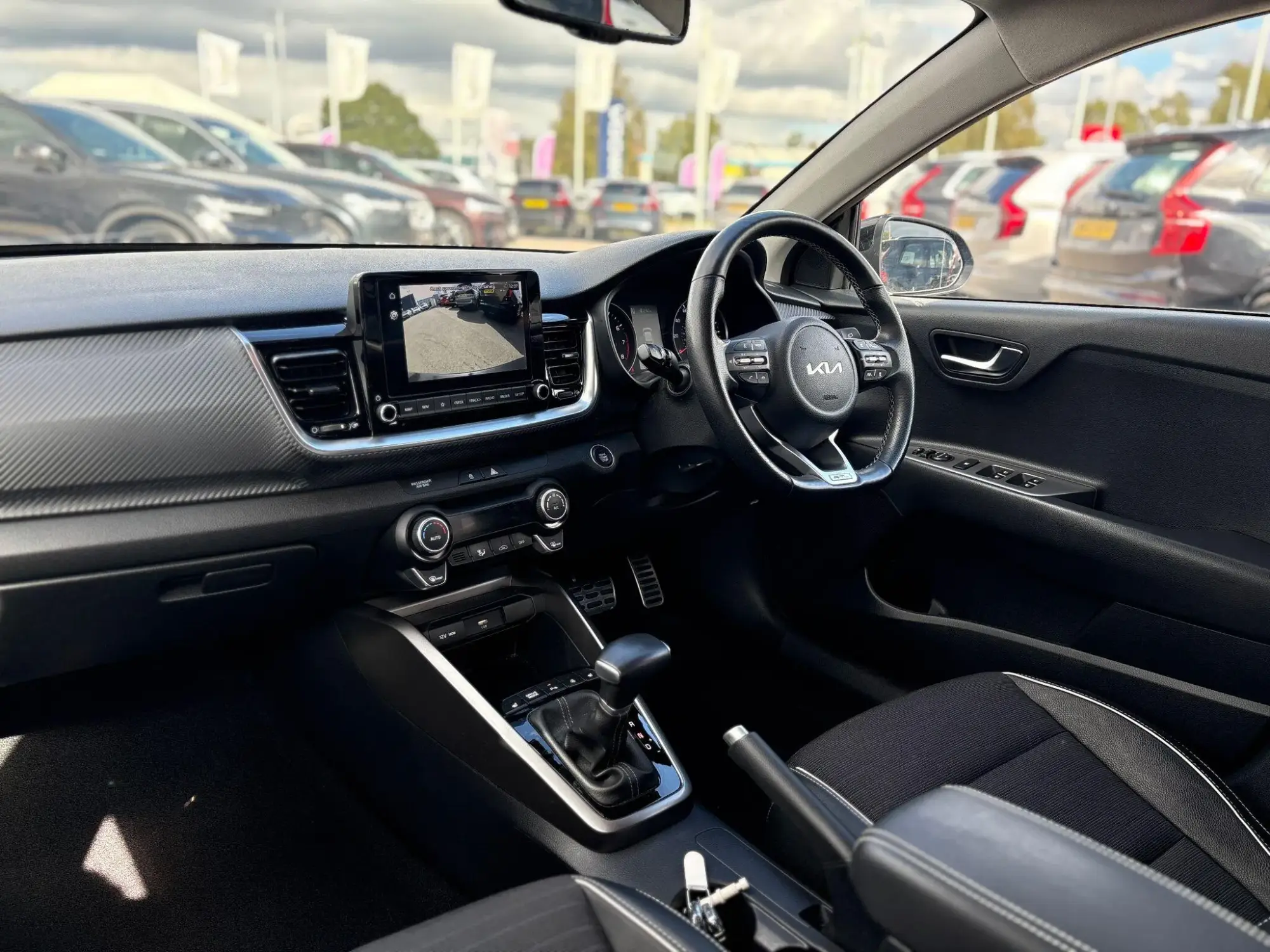 Kia Stonic Image 10 Kia Stonic Image 10