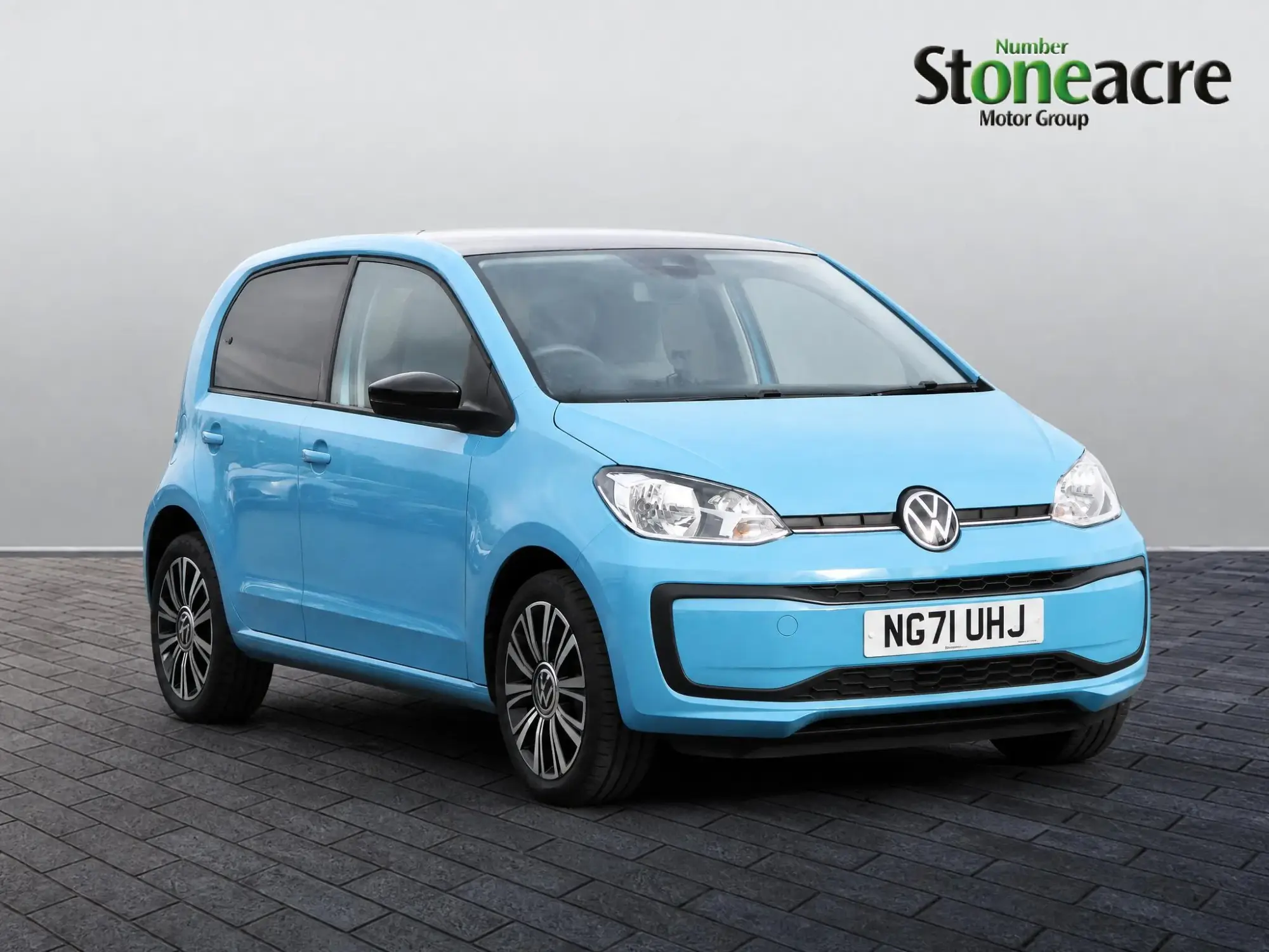 Volkswagen up! 1.0 65PS Black Edition 5dr NG71UHJ Image 1