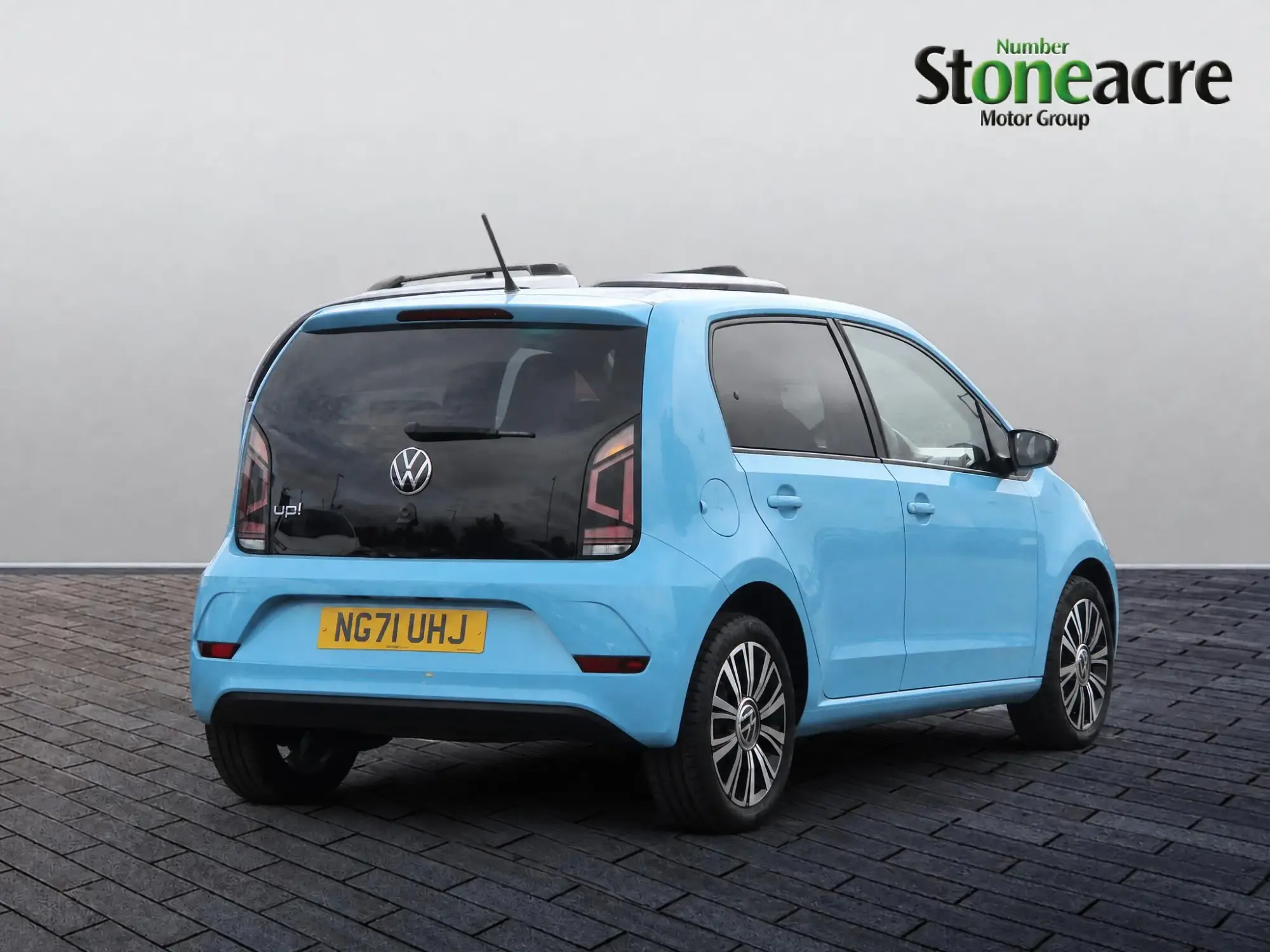 Volkswagen up! 1.0 65PS Black Edition 5dr NG71UHJ Image 3