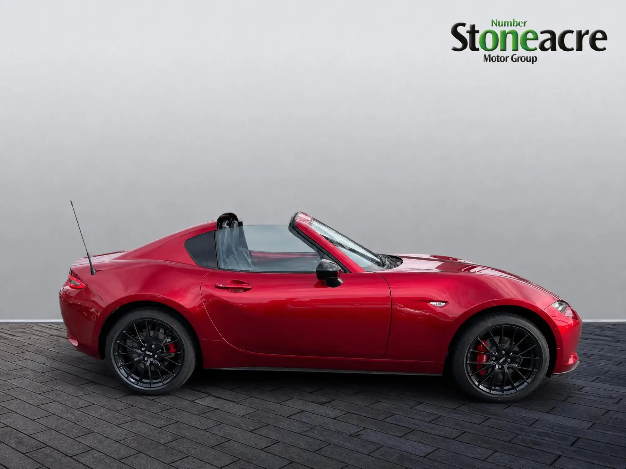 Mazda MX-5 RF Image 2 Mazda MX-5 RF Image 2
