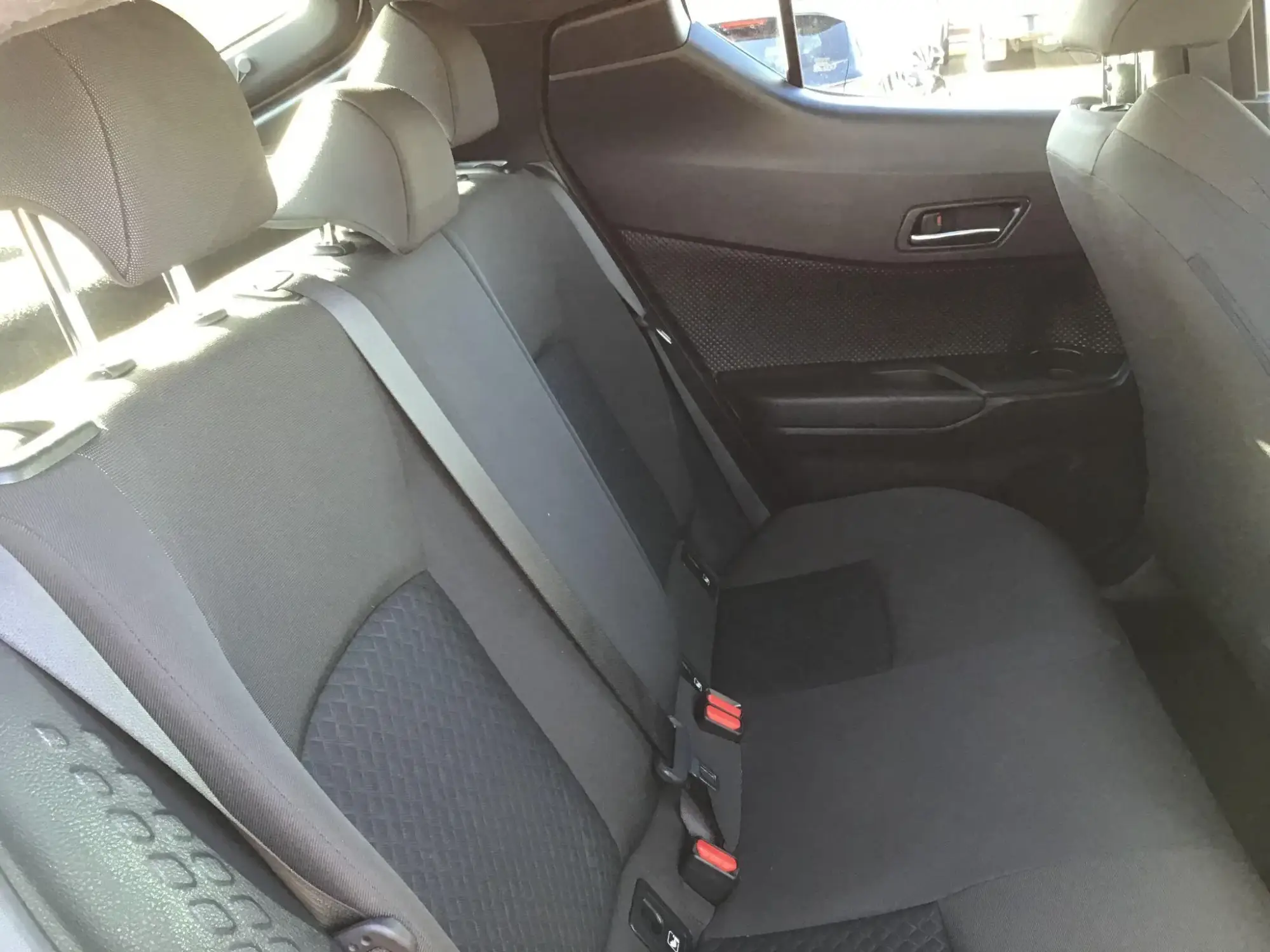 Toyota C-HR Self-Charging Hybrid Image 15 Toyota C-HR Self-Charging Hybrid Image 15