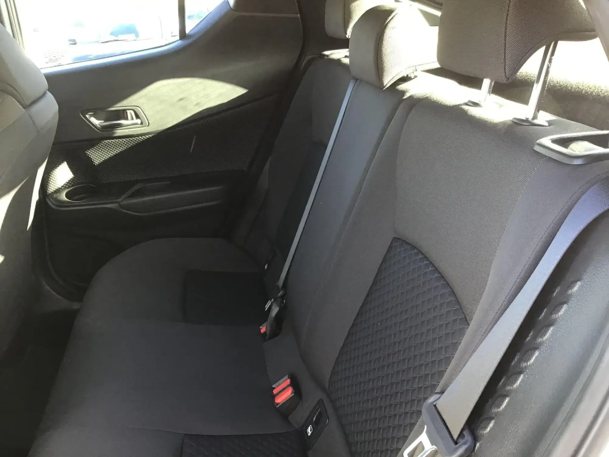Toyota C-HR Self-Charging Hybrid Image 16 Toyota C-HR Self-Charging Hybrid Image 16