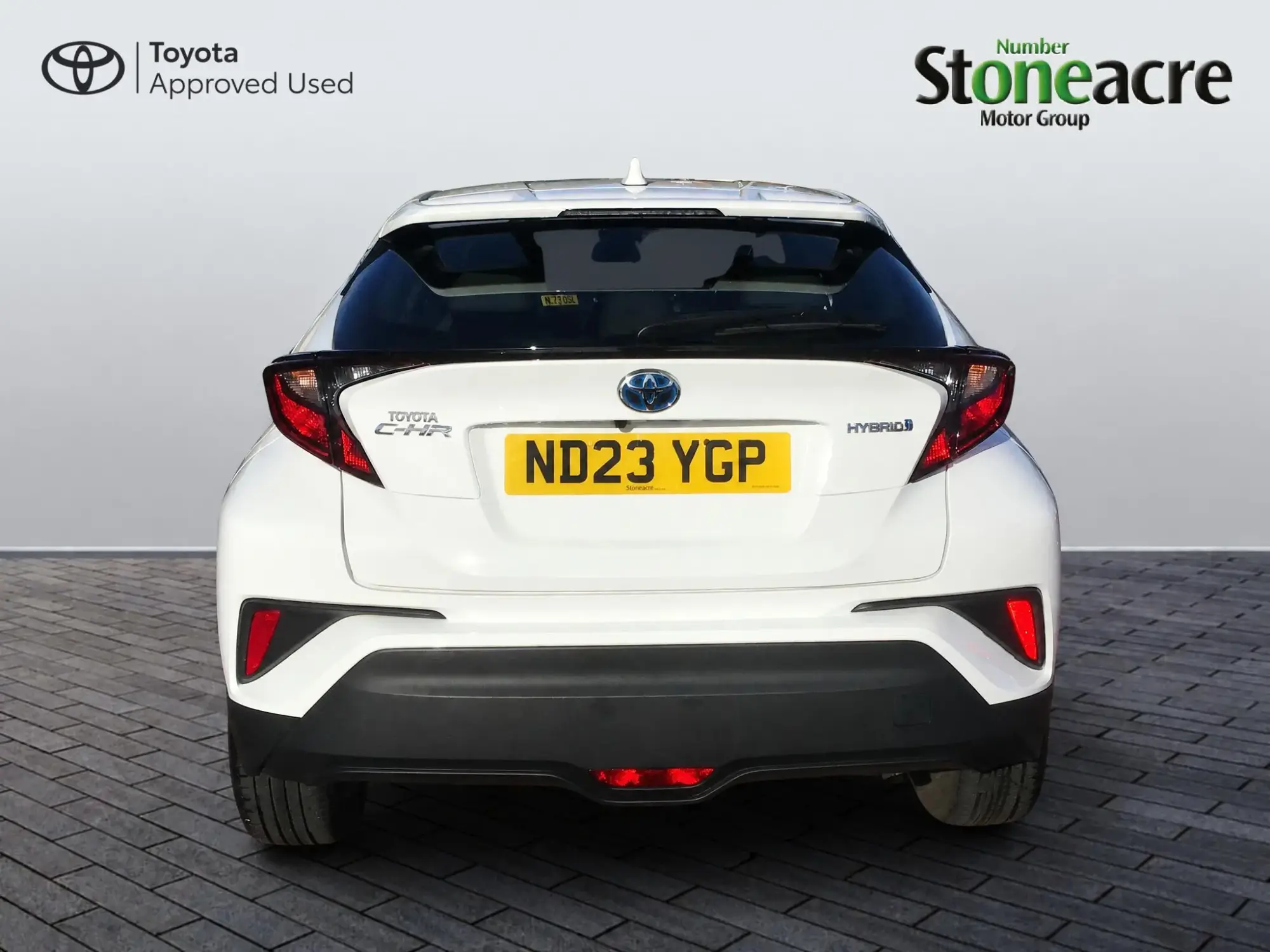 Toyota C-HR Self-Charging Hybrid Image 18 Toyota C-HR Self-Charging Hybrid Image 18