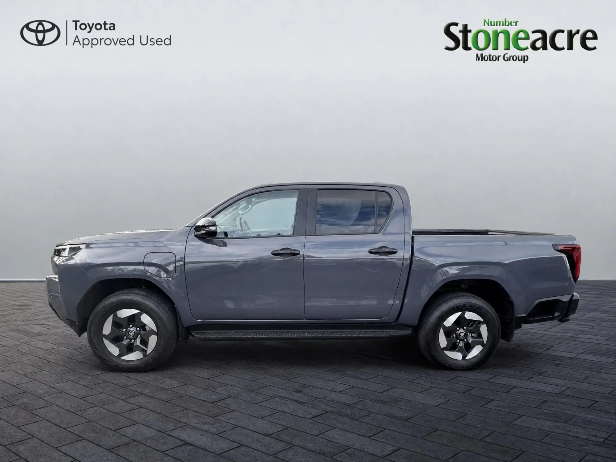 Toyota Hilux Image 6 Toyota Hilux Image 6