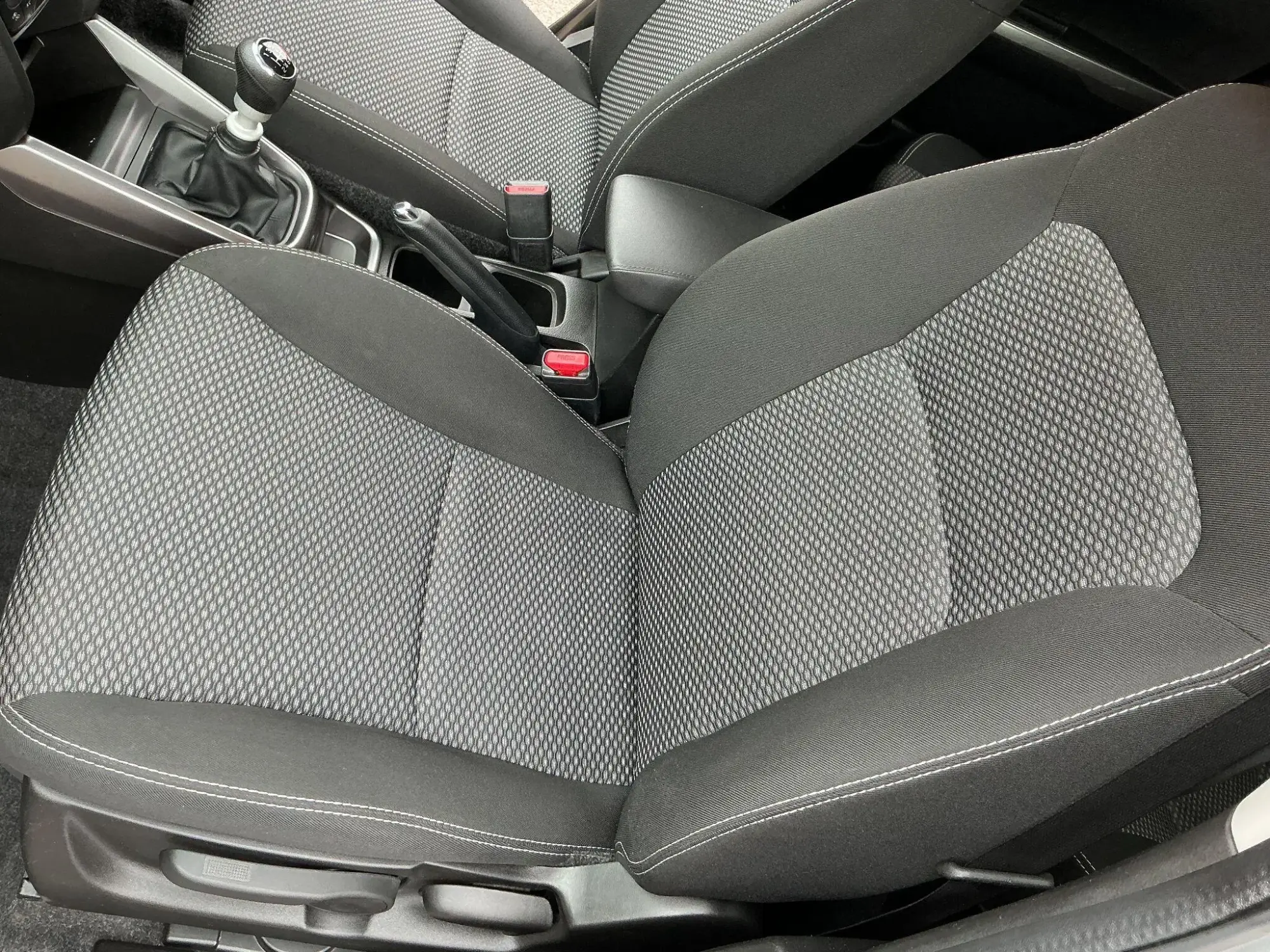 Suzuki Vitara Image 20