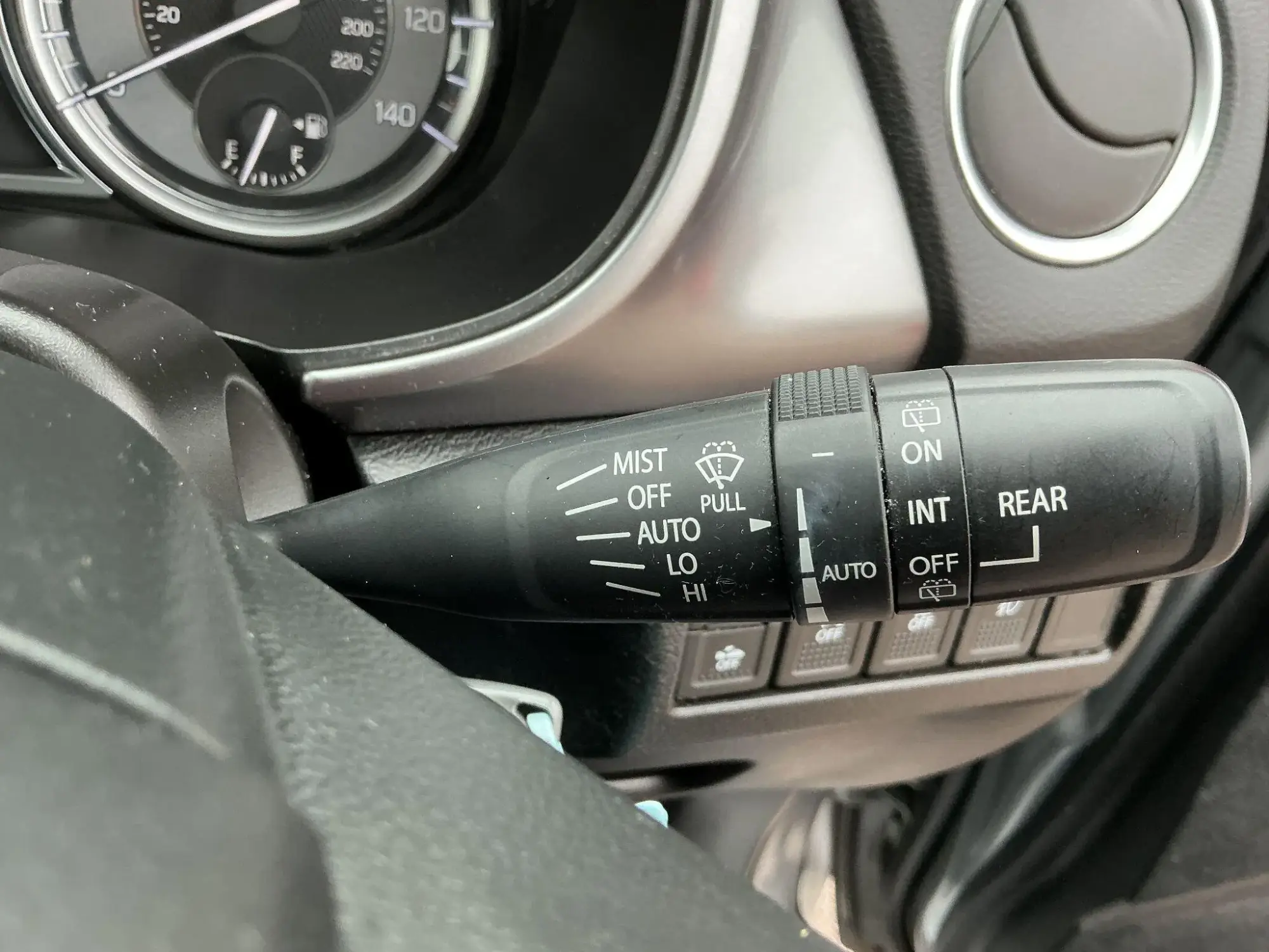 Suzuki Vitara Image 24