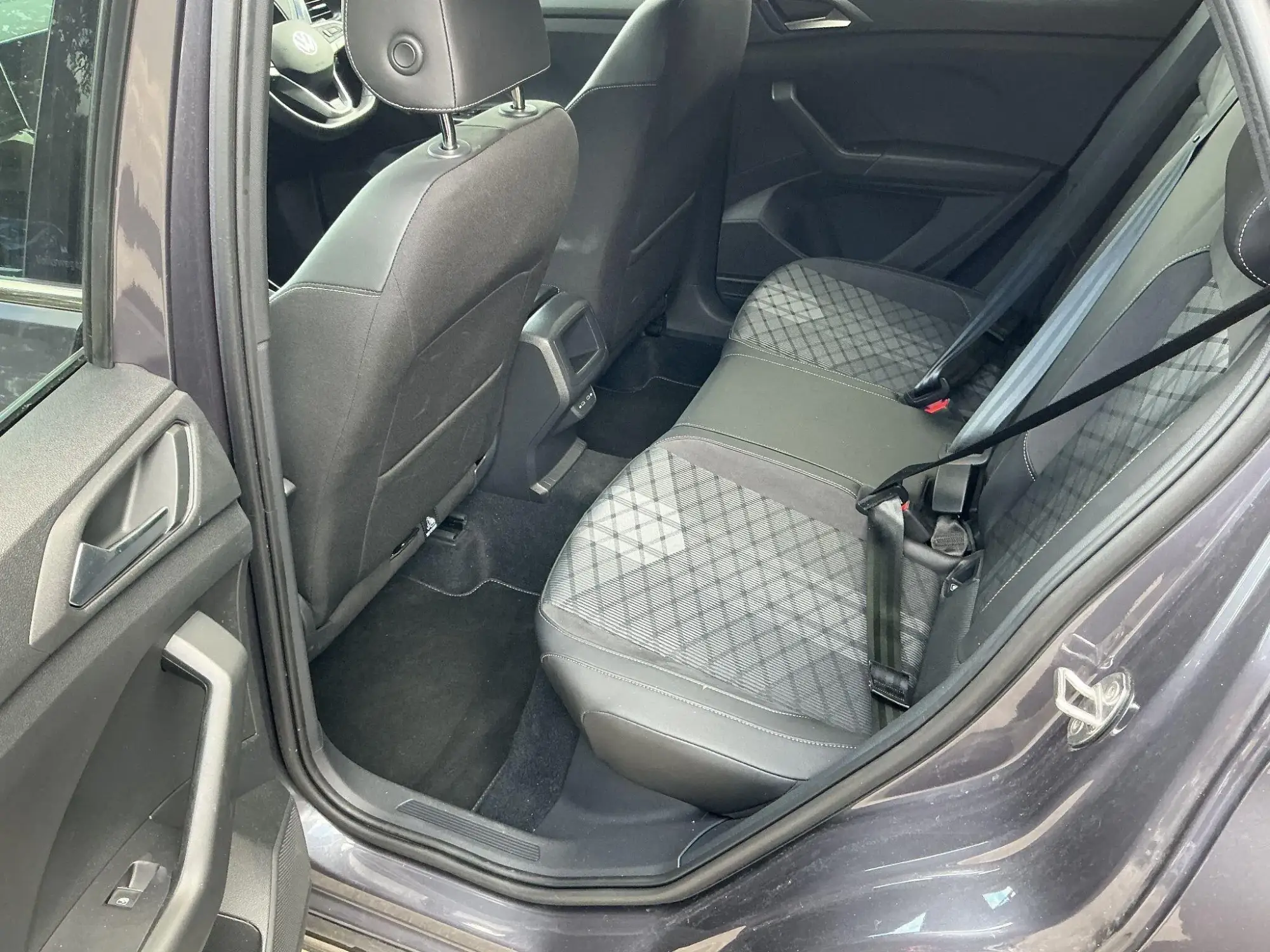 Volkswagen T-Cross Image 15