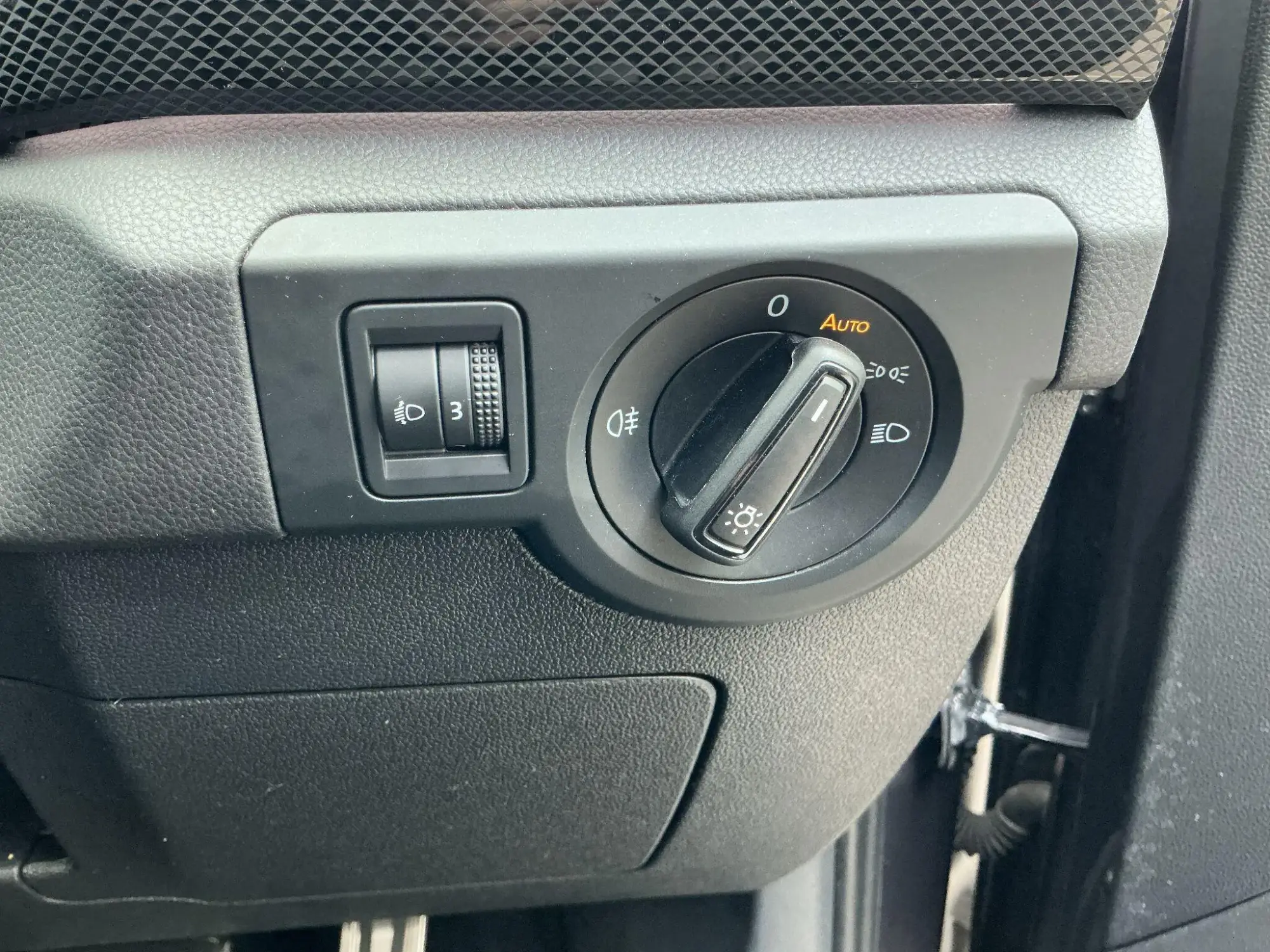 Volkswagen T-Cross Image 17