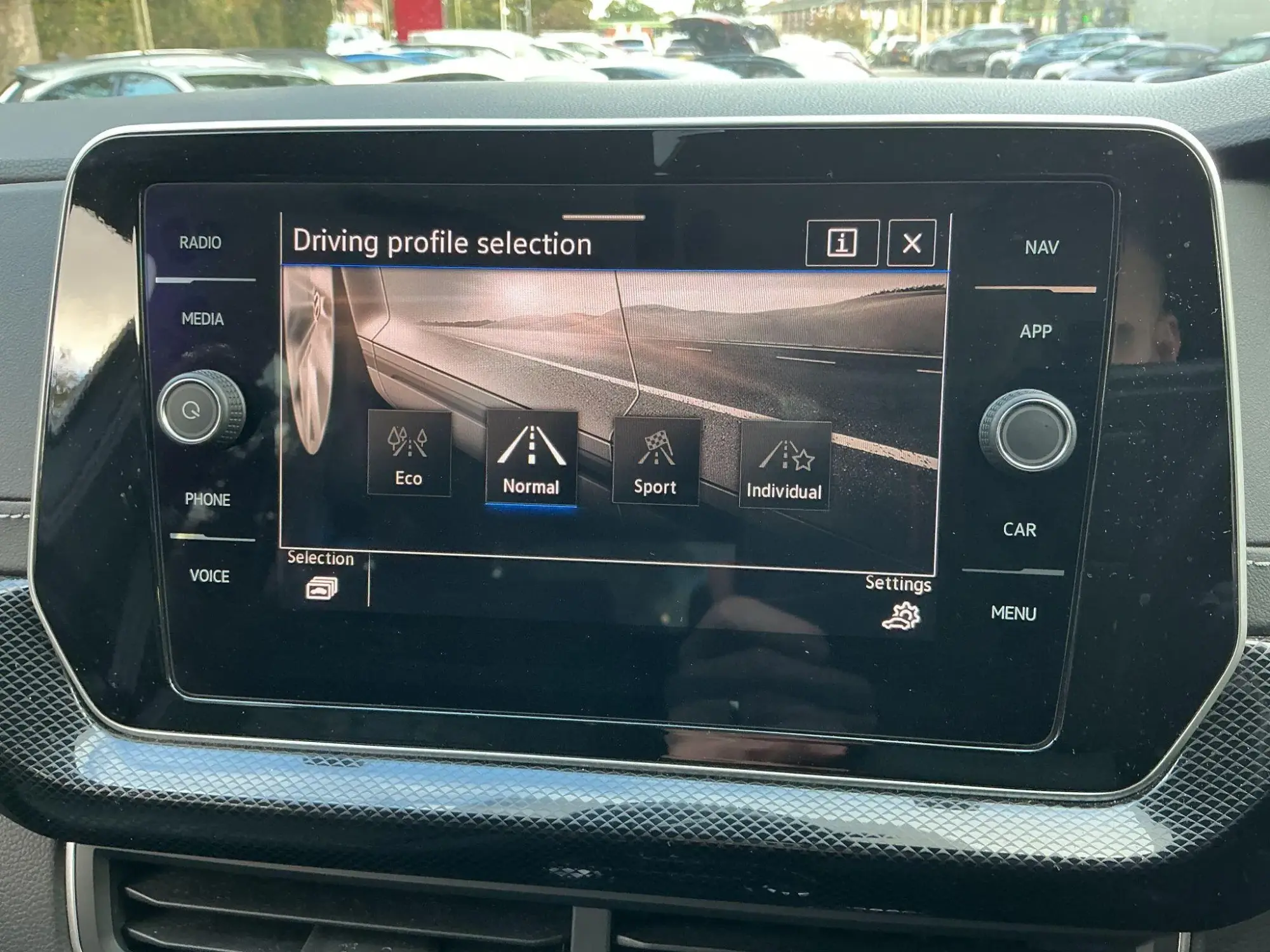 Volkswagen T-Cross Image 28