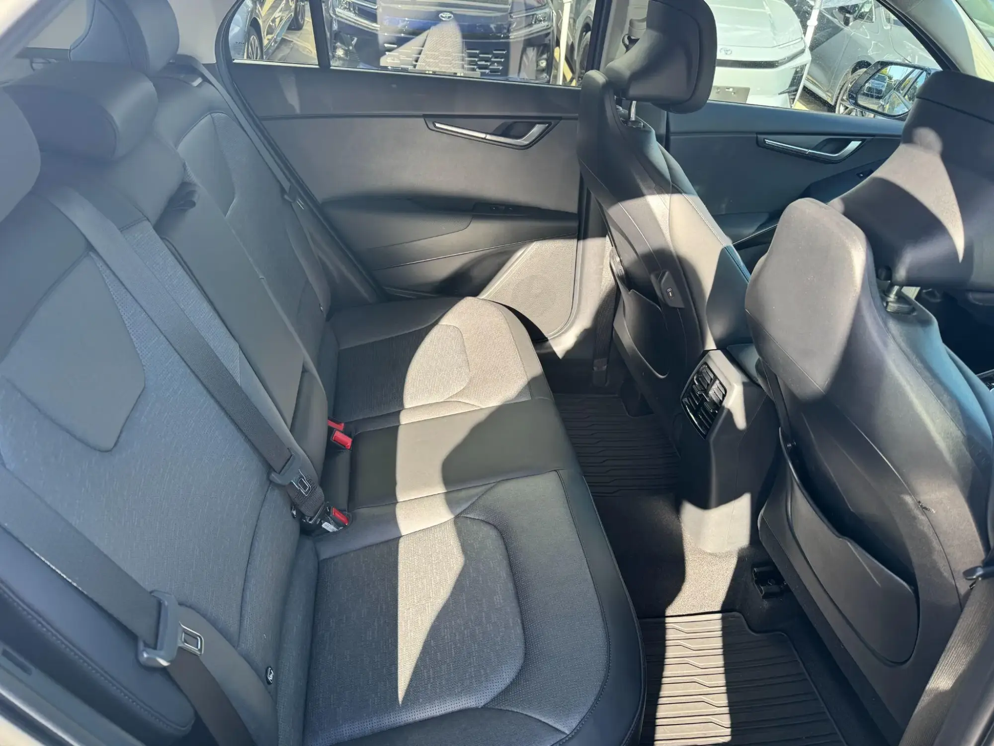 Kia Niro Hybrid Image 12 Kia Niro Hybrid Image 12