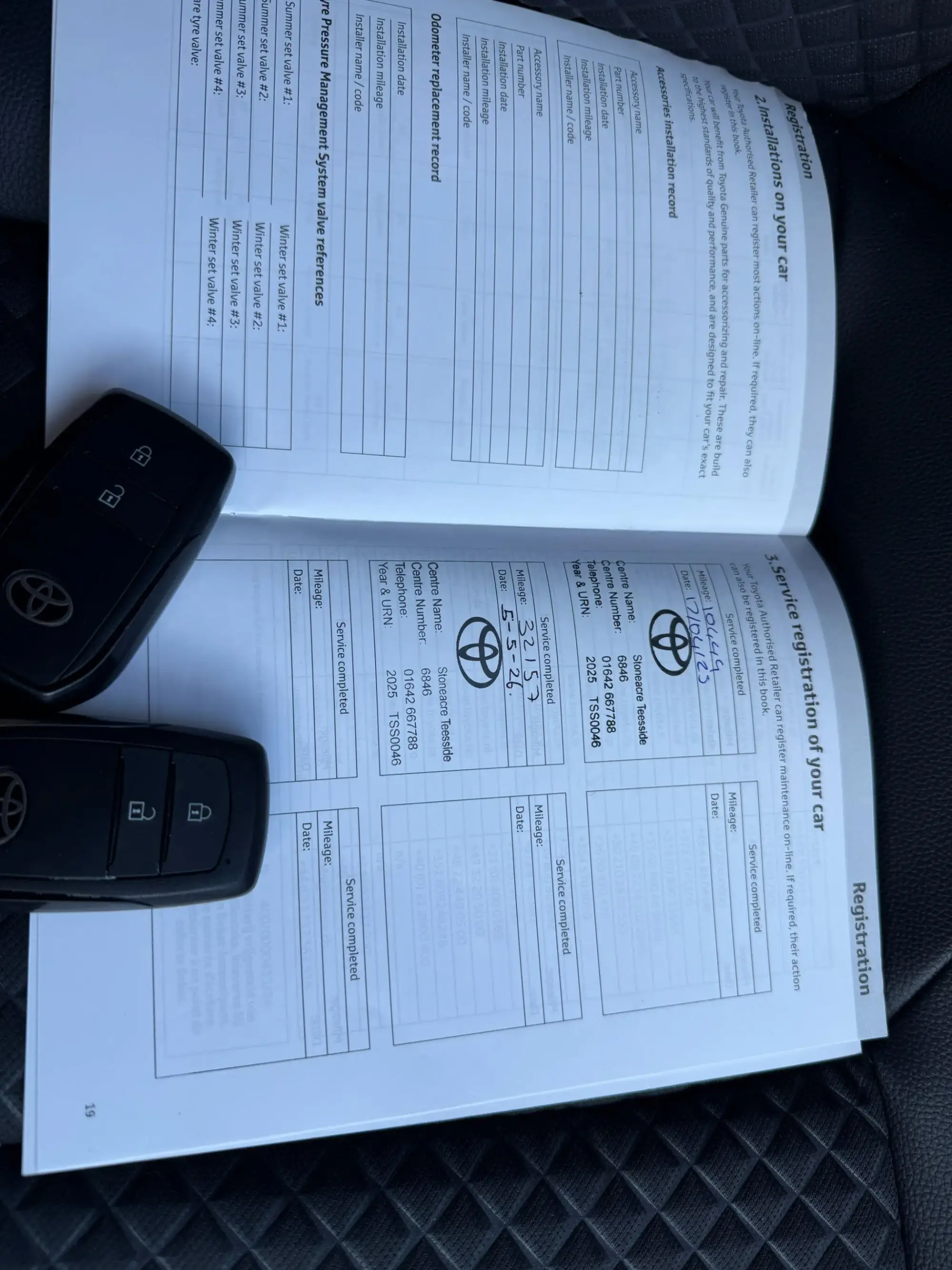 Toyota Yaris Hybrid Image 19