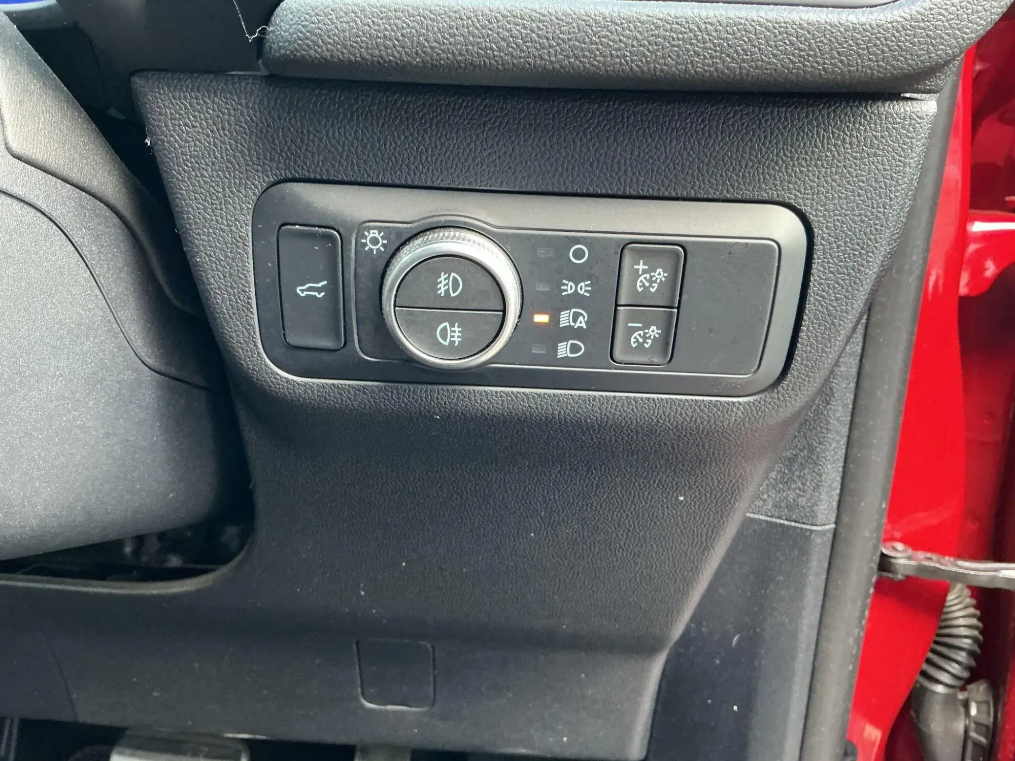 Ford Kuga Hybrid Image 16 Ford Kuga Hybrid Image 16
