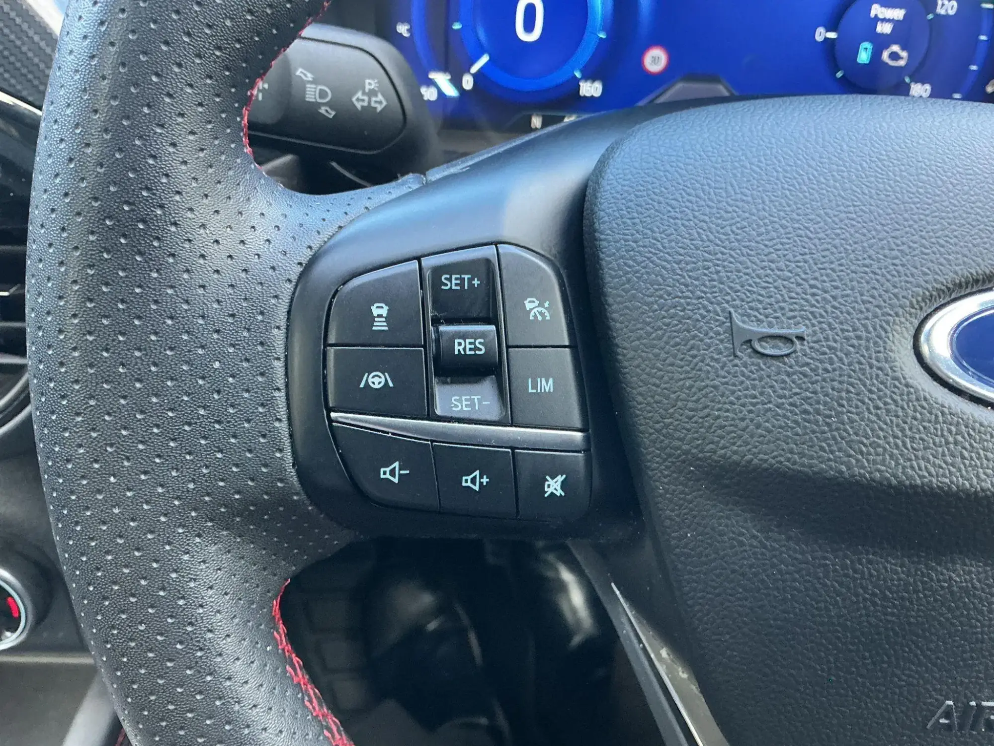 Ford Kuga Hybrid Image 19 Ford Kuga Hybrid Image 19