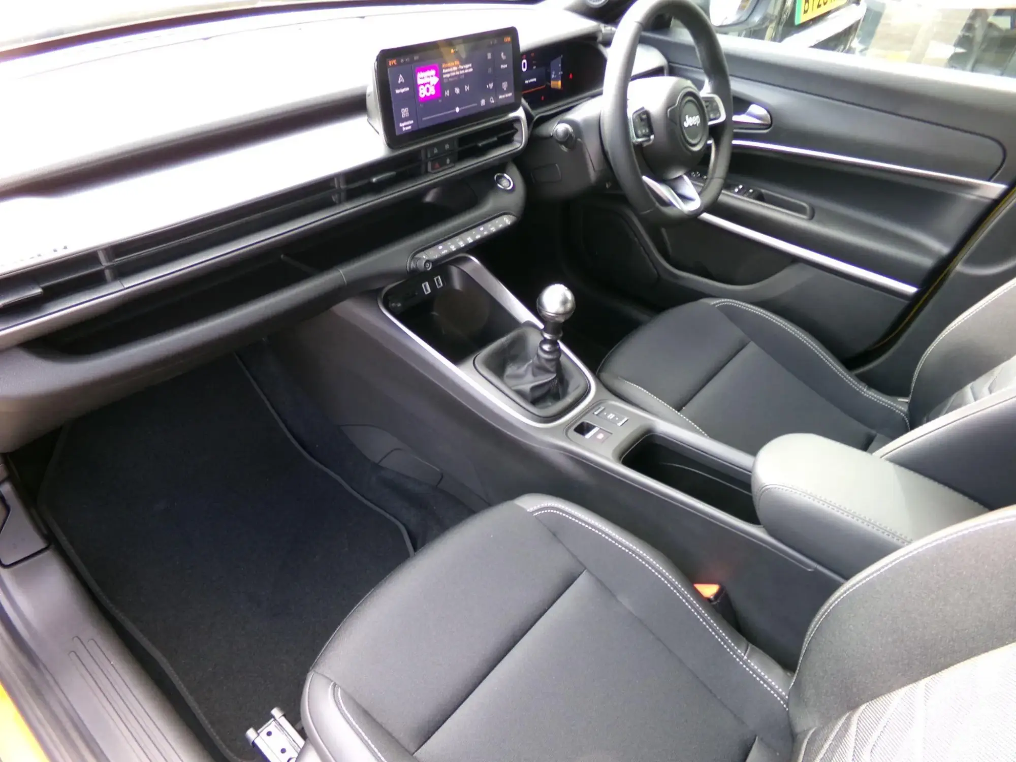 Jeep Avenger Image 10