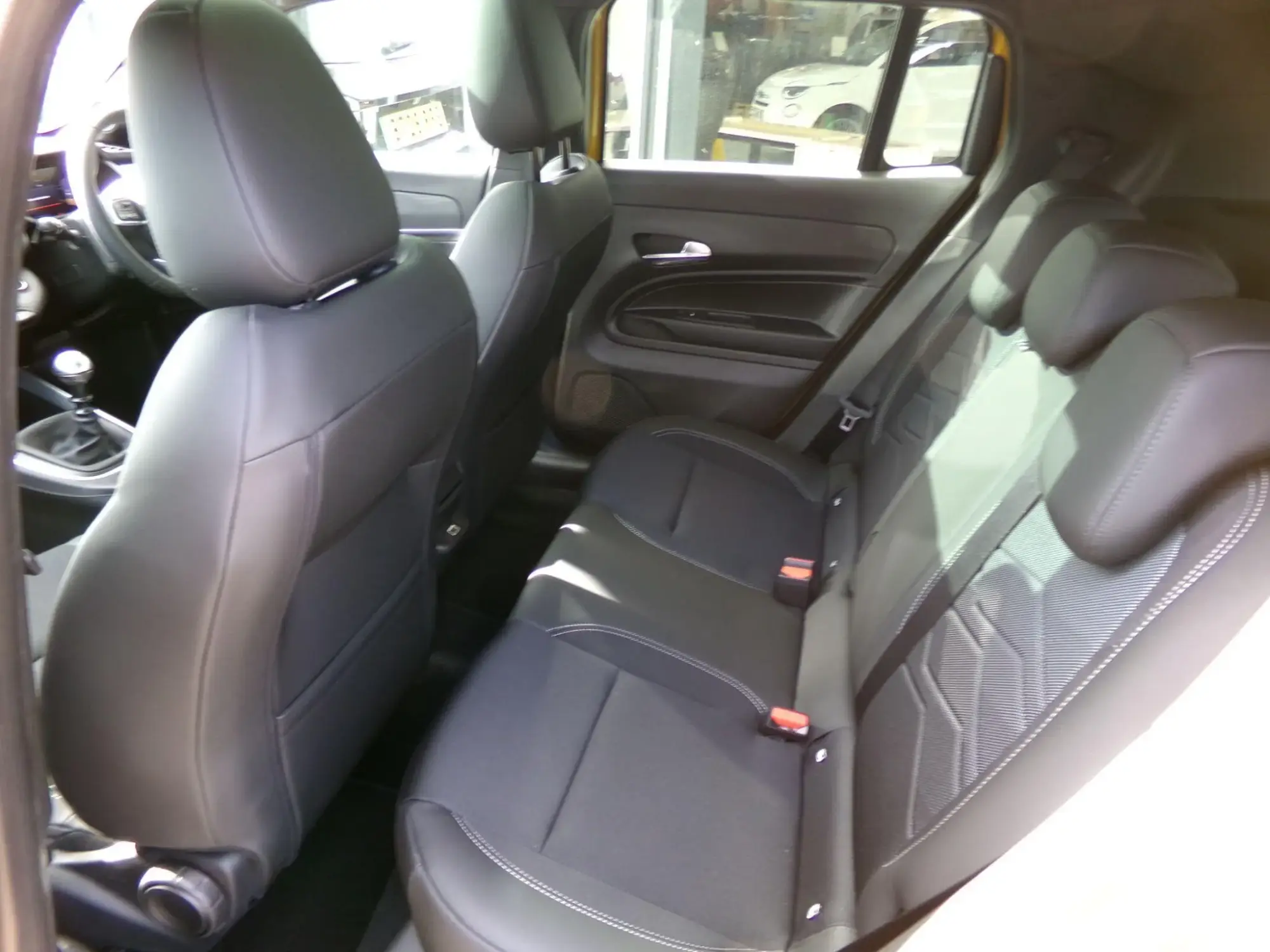 Jeep Avenger Image 13
