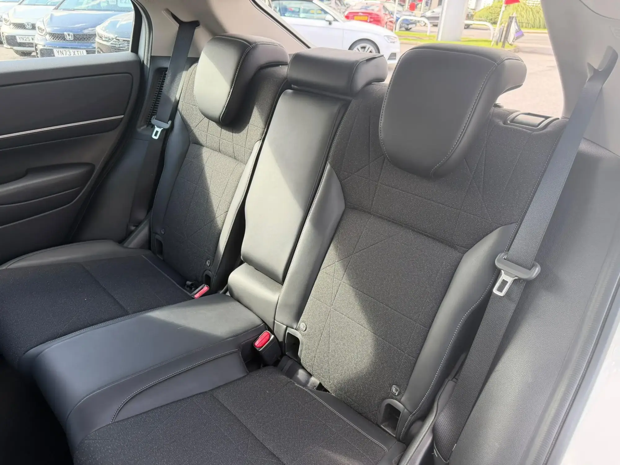 Honda HR-V Hybrid Image 14